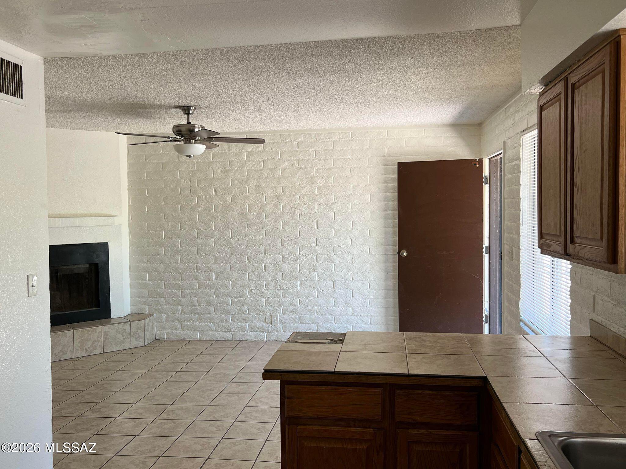 Tucson Heights Amended - Residential Lease