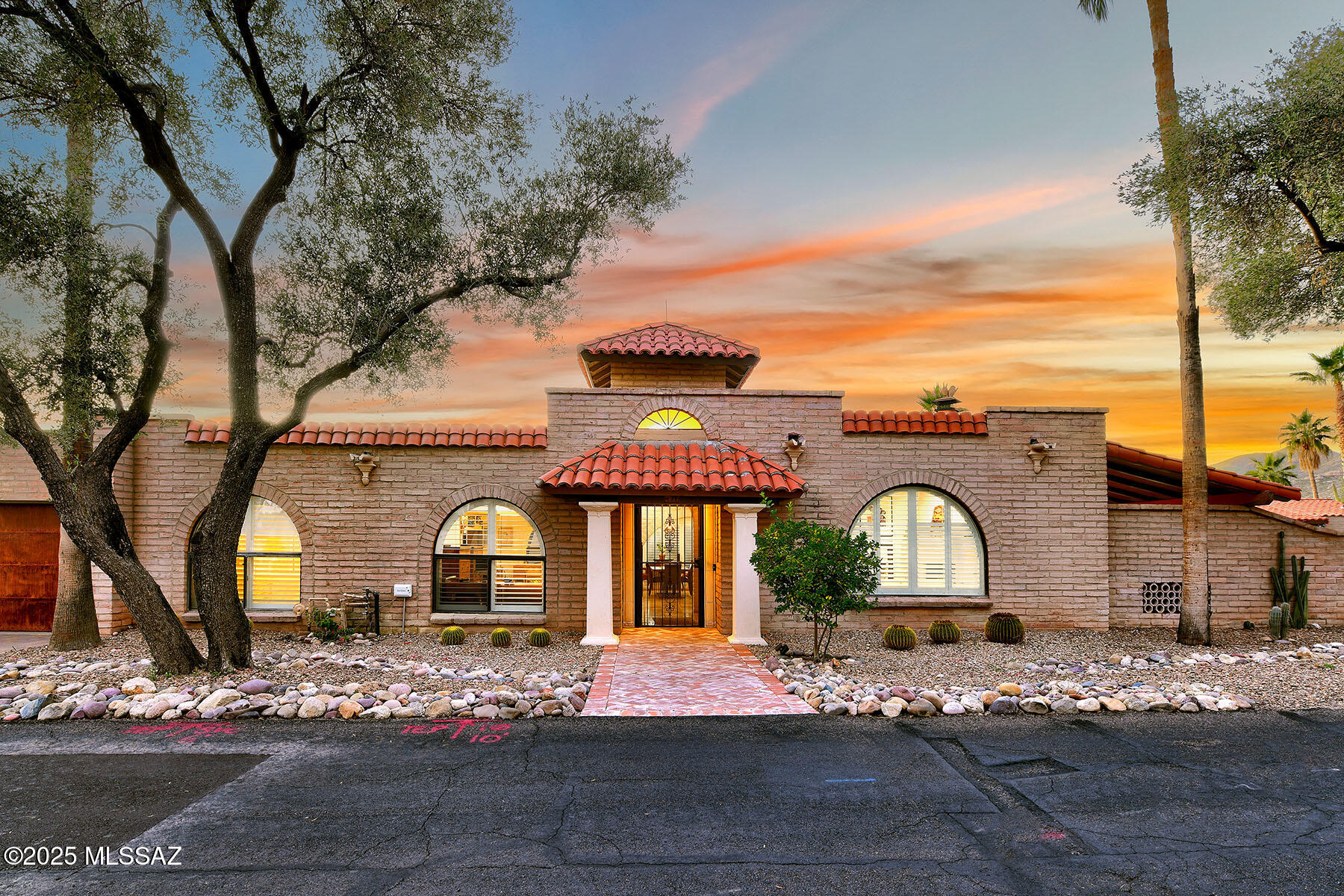 Chapala (Townhouses) - Residential