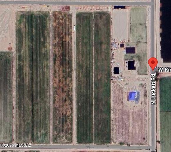 Beautiful small farm able to build on and divide. Currently growing alfalfa hay. It is in the Marana Water District. If you are looking to build a nice home where you can plenty of room for your animals and lifestyle and still grow your feed this is it. They're plenty of desert lots out there and while pretty there is just something about an irrigated farm that makes it different, productive, alive and more desirable.