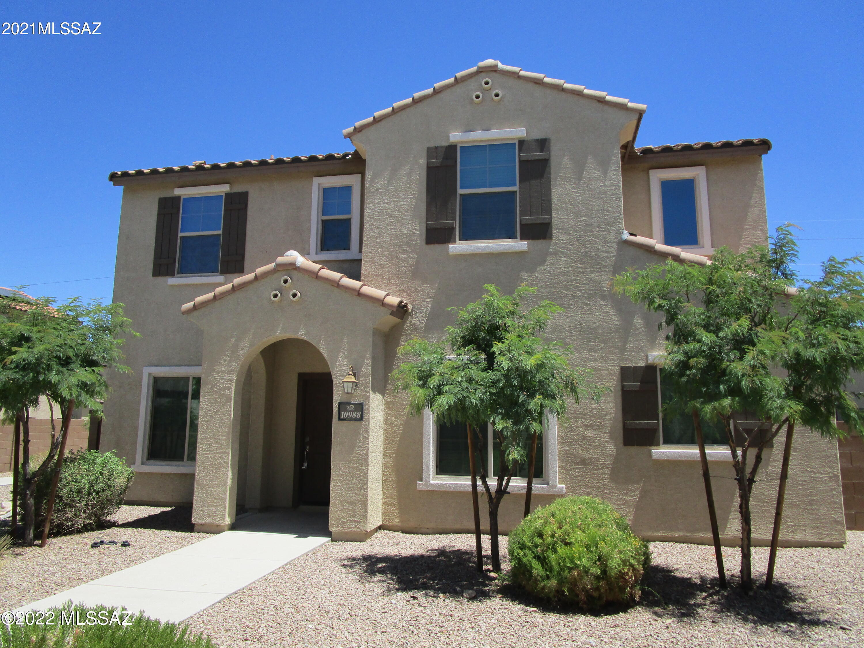 Immaculate 2 story home a''VAIL''able June 1st. Upon entry is a spacious open living area with unique tile leading into kitchen & dining areas with 1/2 bath and 2 car garage. Gourmet Kitchen with plenty of storage space. R/O system, Water Softener, Solar Panels. Upstairs invites a nice bright loft with open windows revealing mountain views along with 3 bedrooms, 2 baths & utility room-Washer & Dryer included. Large backyard with block wall, Pergola and exit into parking area within the Sierra Morado Community- all amenities included such as parks, pool and club house. Within the Vail School District and close to many shopping experiences and I-10. No Cats Please!
