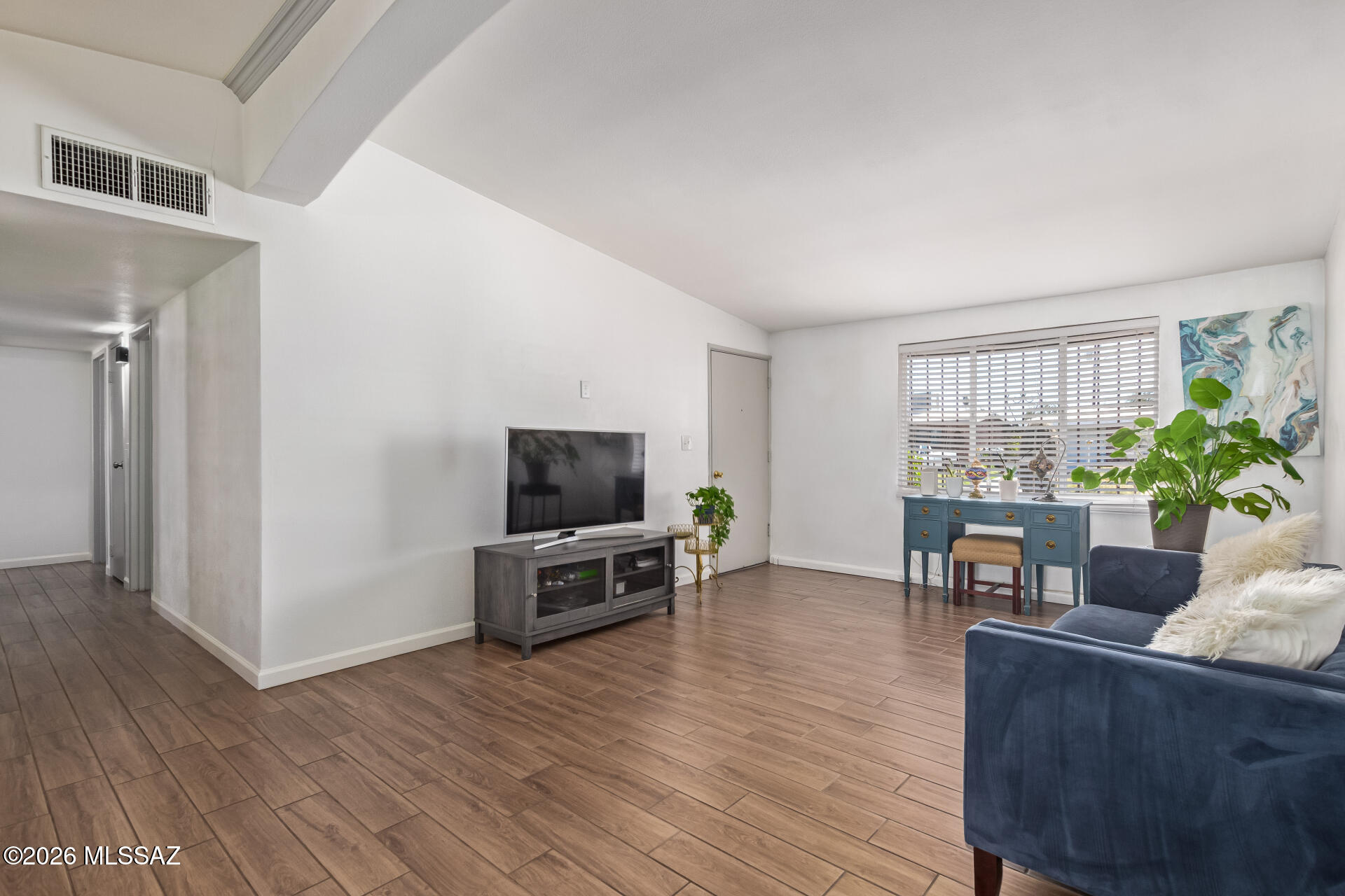Vista Del Norte - Residential