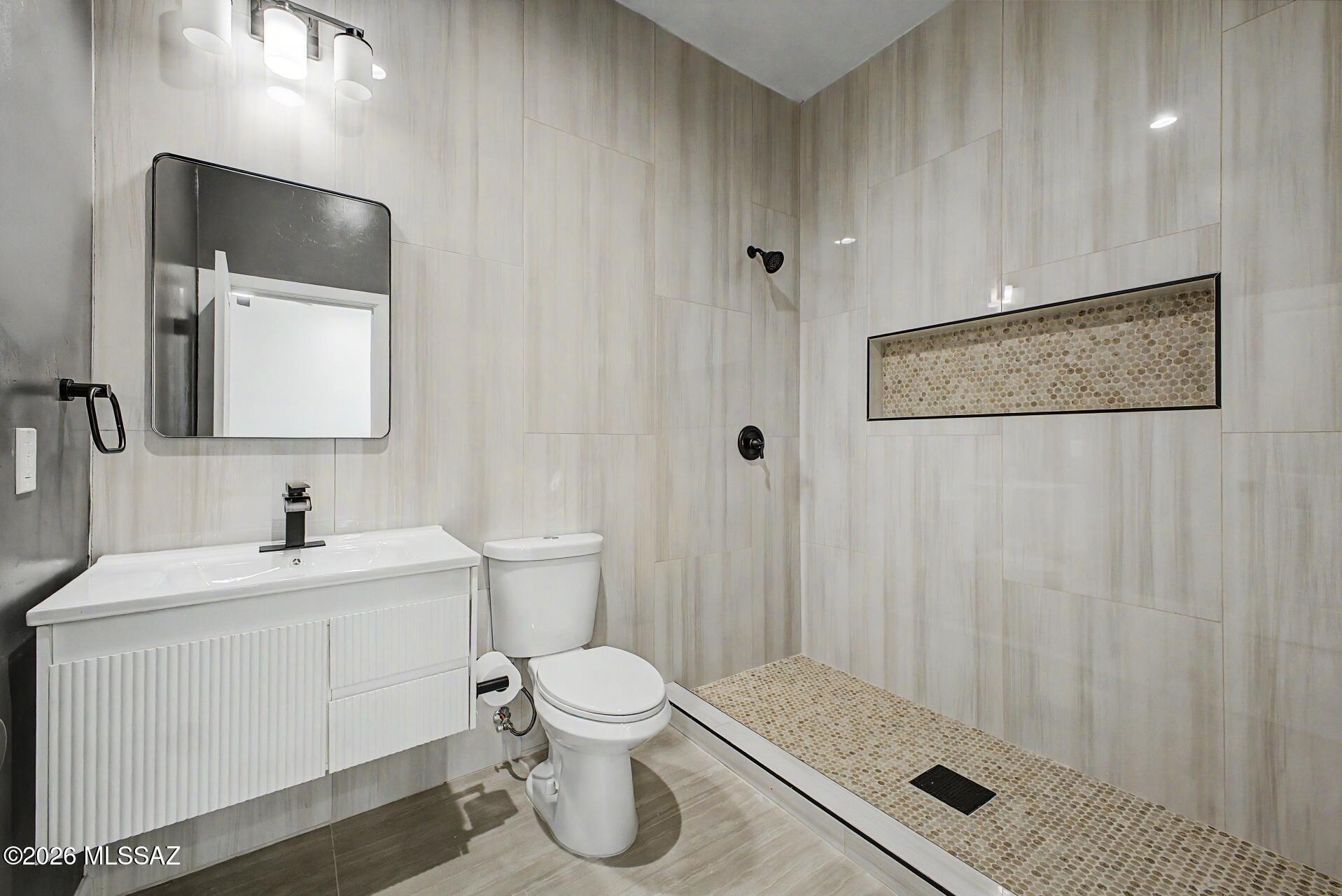 Tierra Del Sol (1-2) - Residential