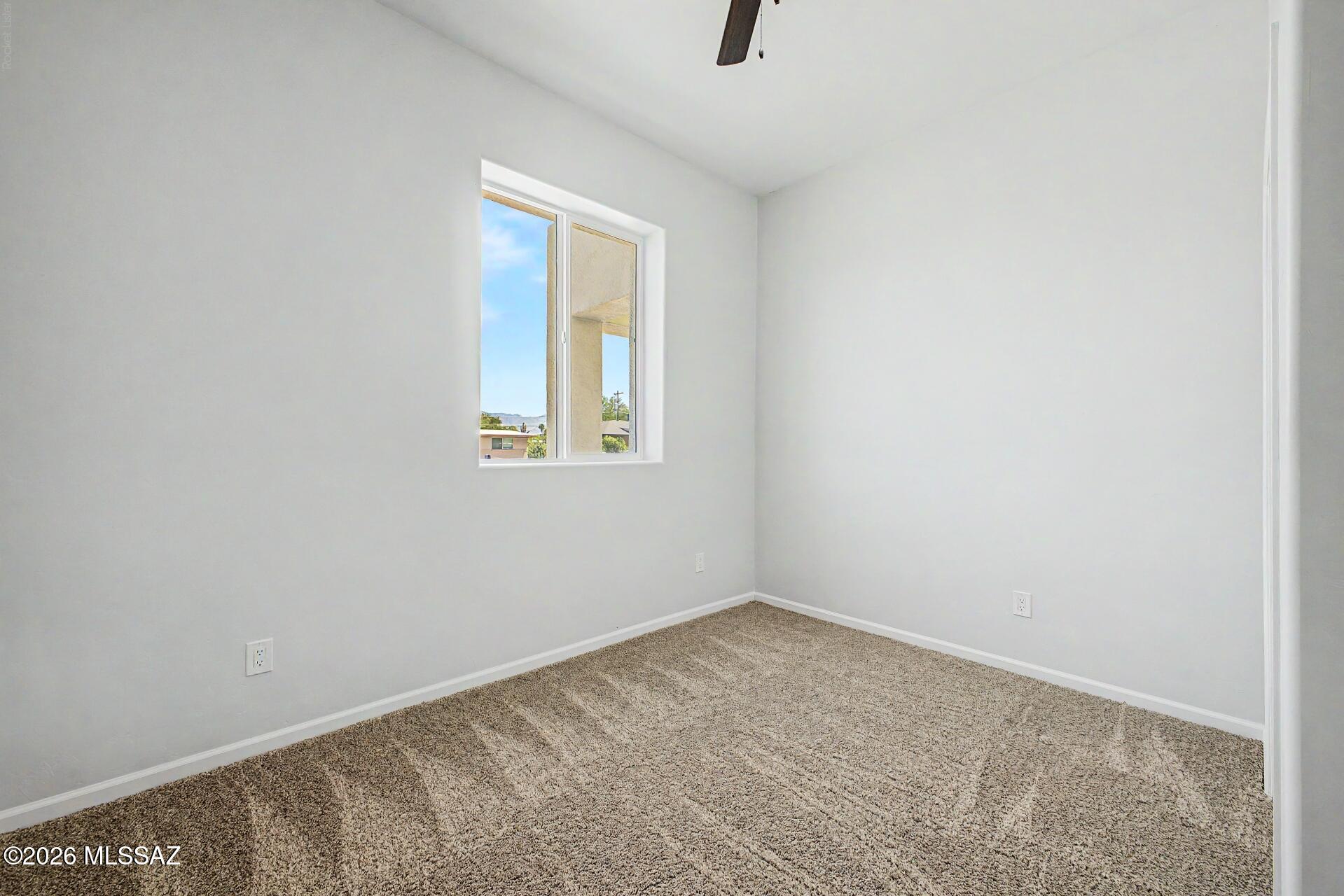 Tierra Del Sol (1-2) - Residential