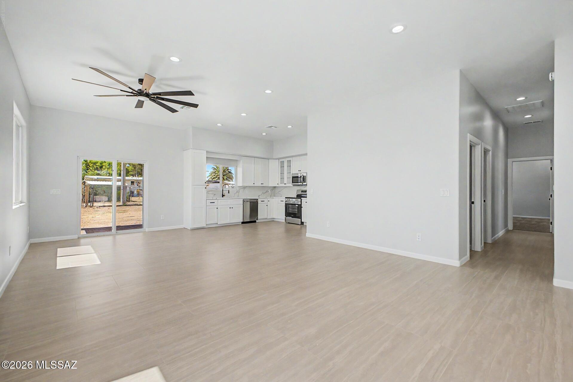 Tierra Del Sol (1-2) - Residential