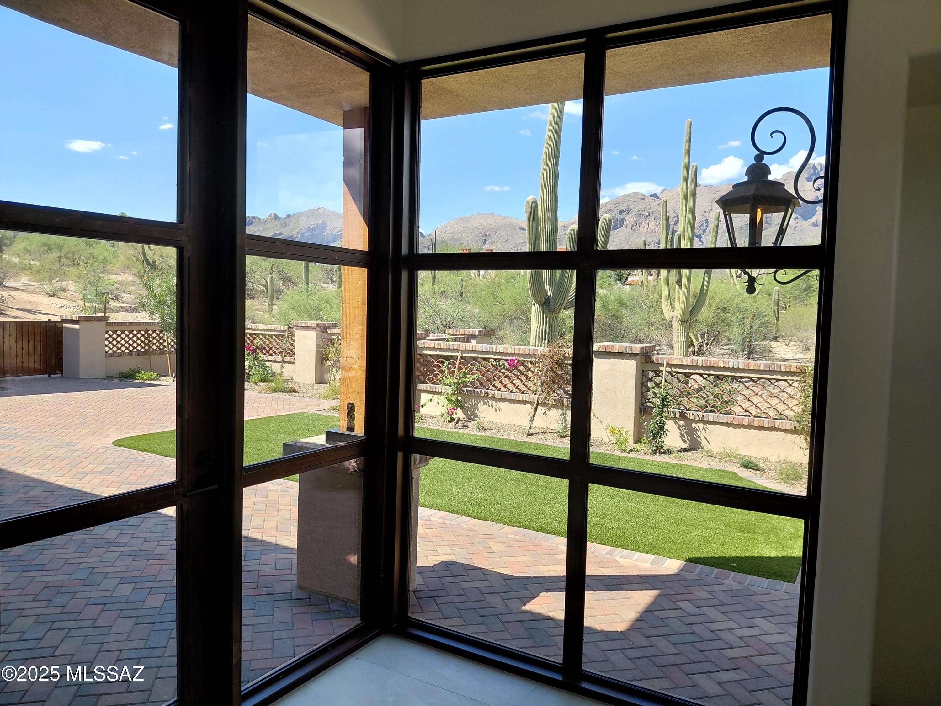 Catalina Foothills Estates 6 Th - Residential