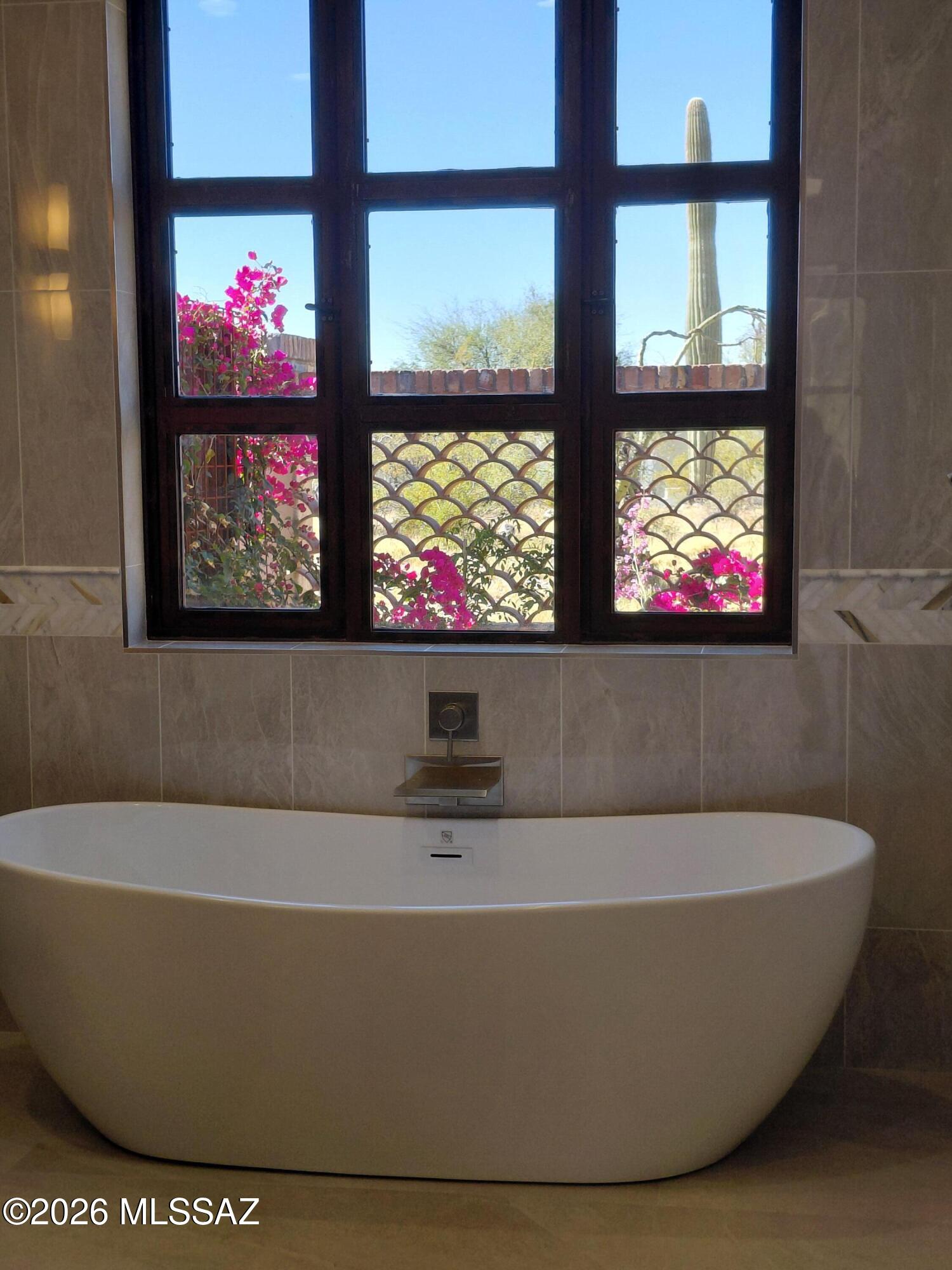 Catalina Foothills Estates 6 Th - Residential