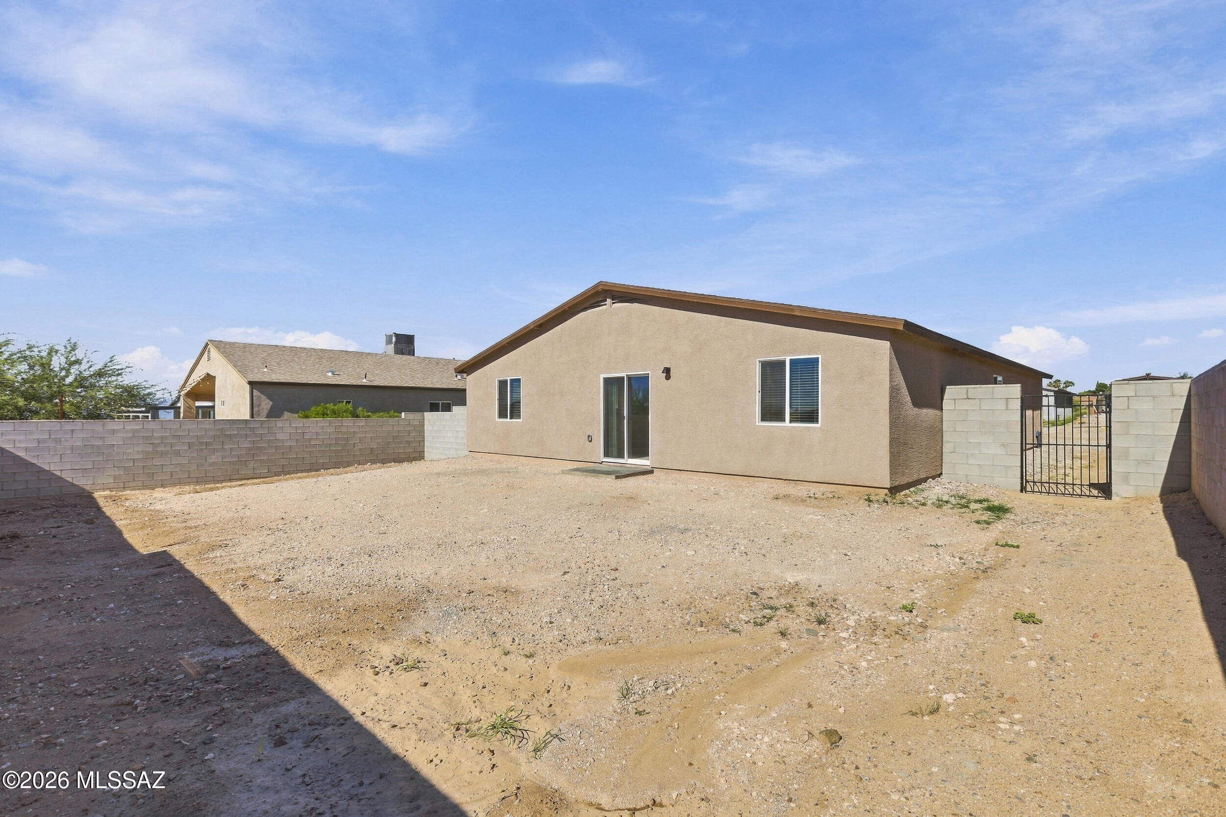 New Tucson Unit NO. 4 (1-203) - Residential
