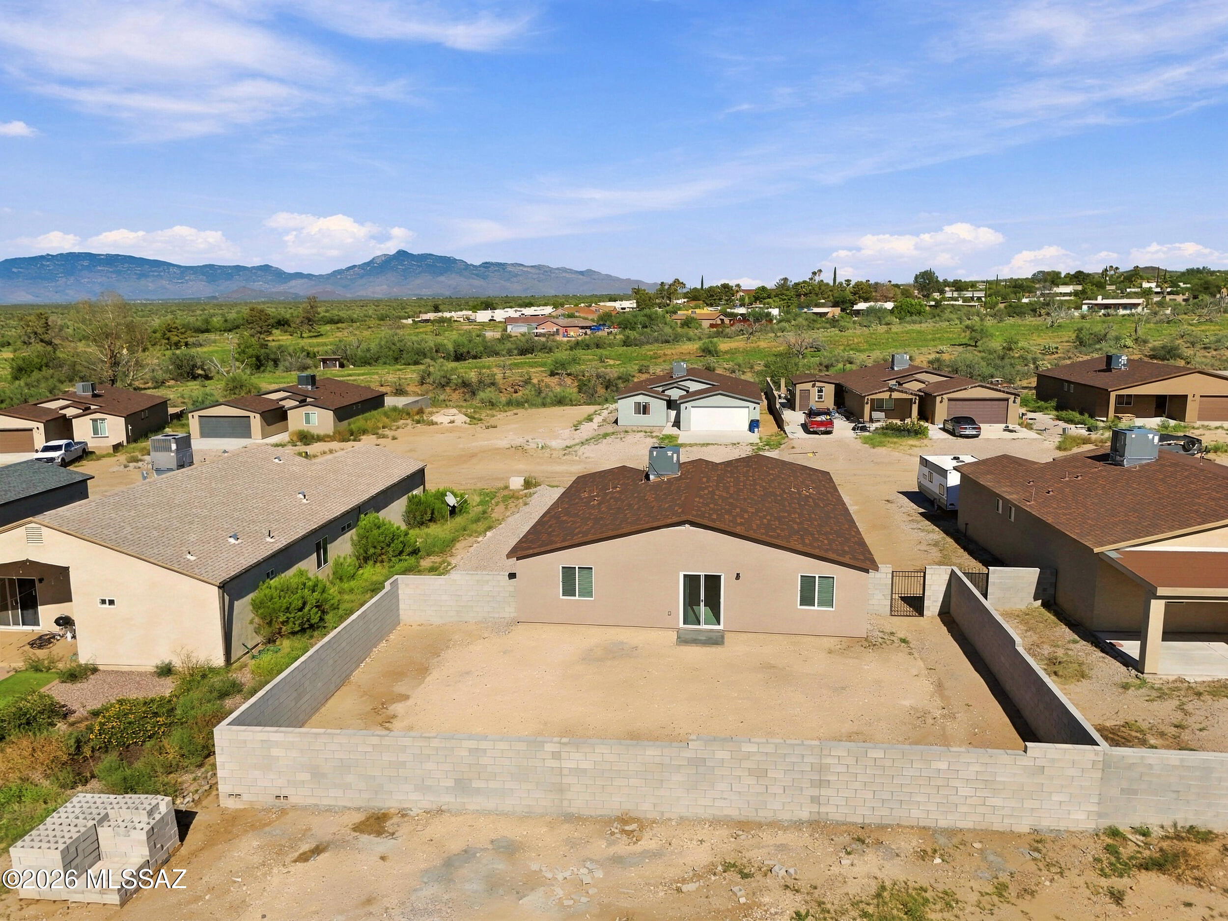 New Tucson Unit NO. 4 (1-203) - Residential