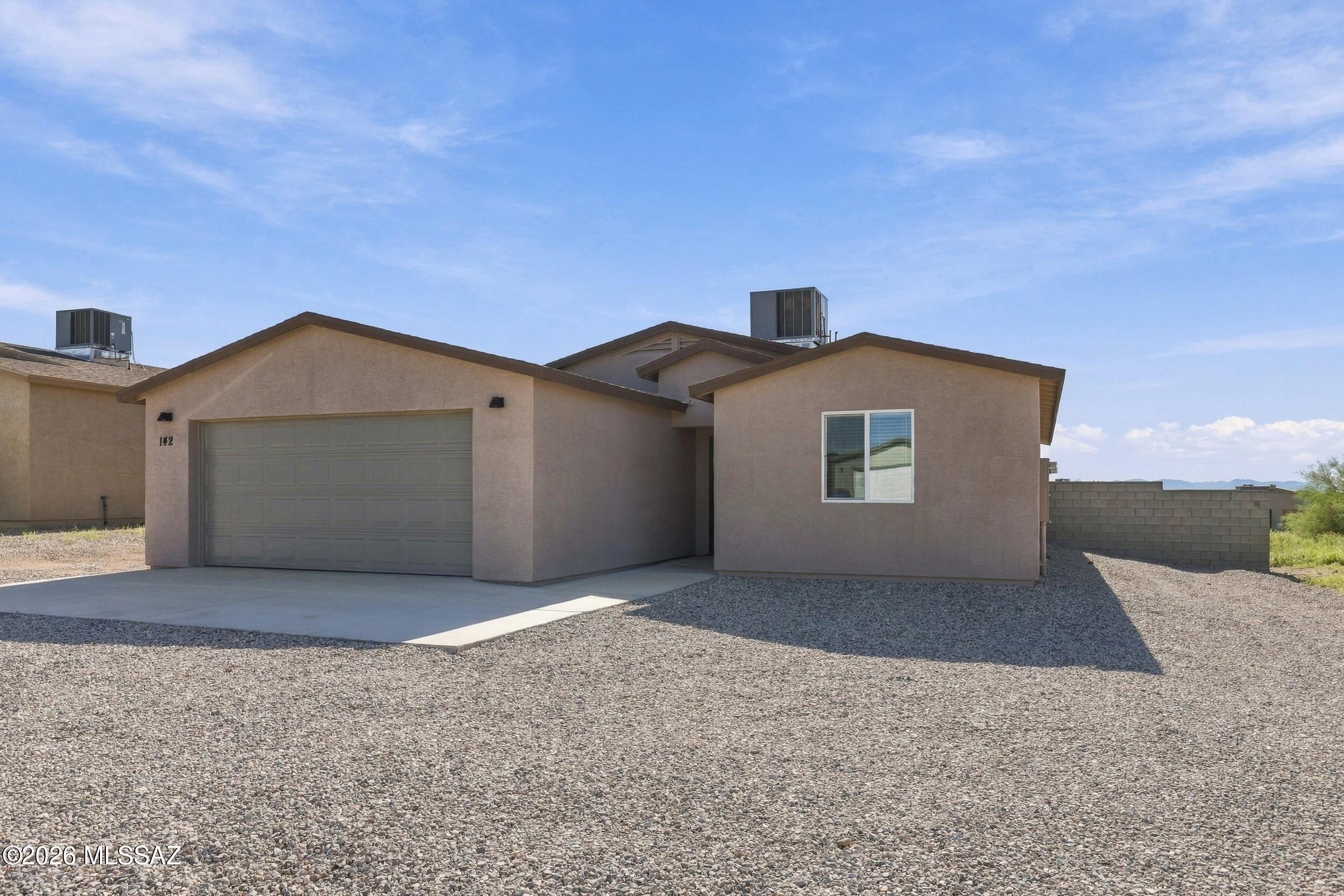 New Tucson Unit NO. 4 (1-203) - Residential
