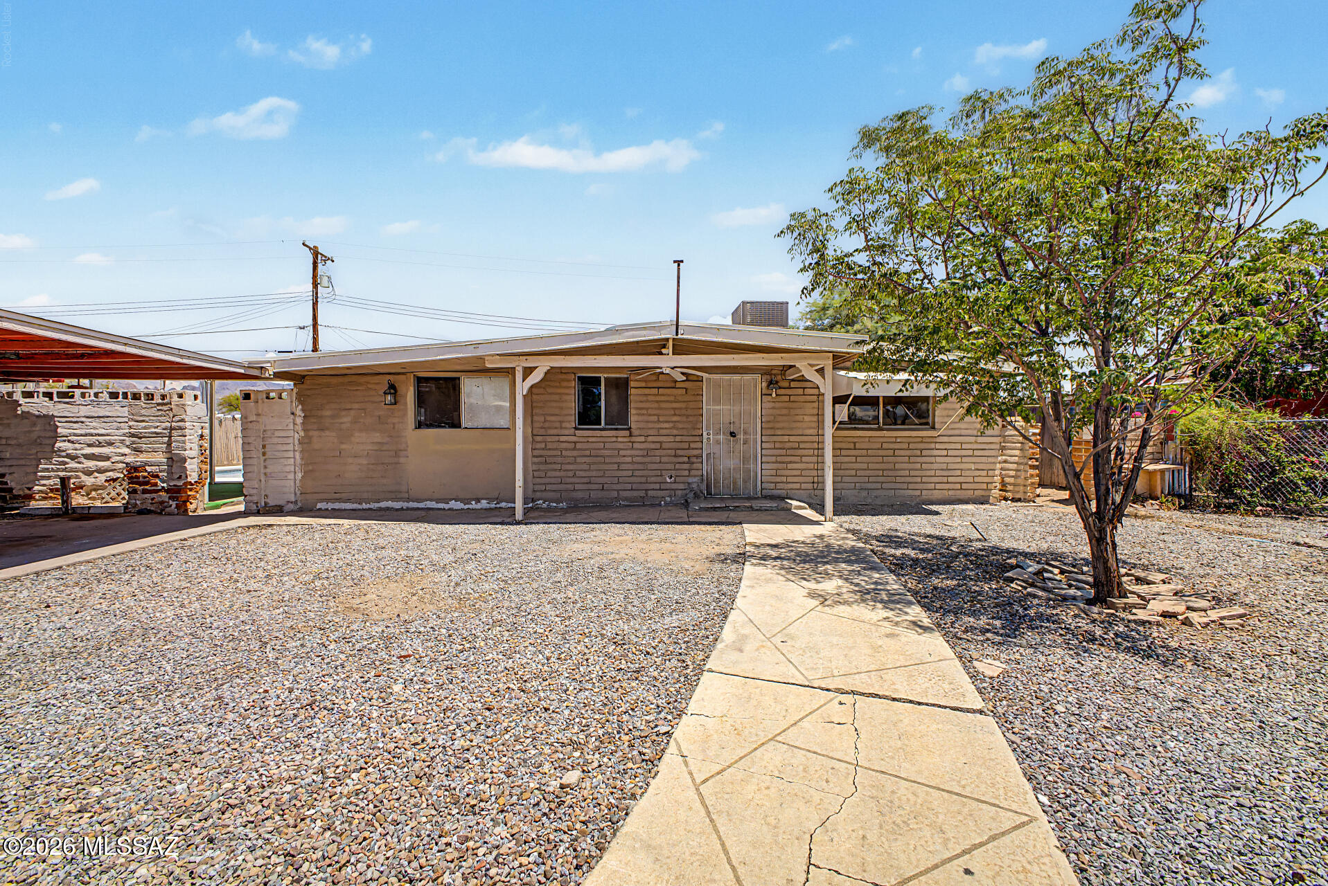 This handyman special is packed with potential! An excellent opportunity for a fix-and-flip project or a long-term rental investment. The property is being sold strictly AS IS. Short-term seller financing is available with as little as 10% down, and renovation financing is also available to help bring your vision to life. Owner/Agent.