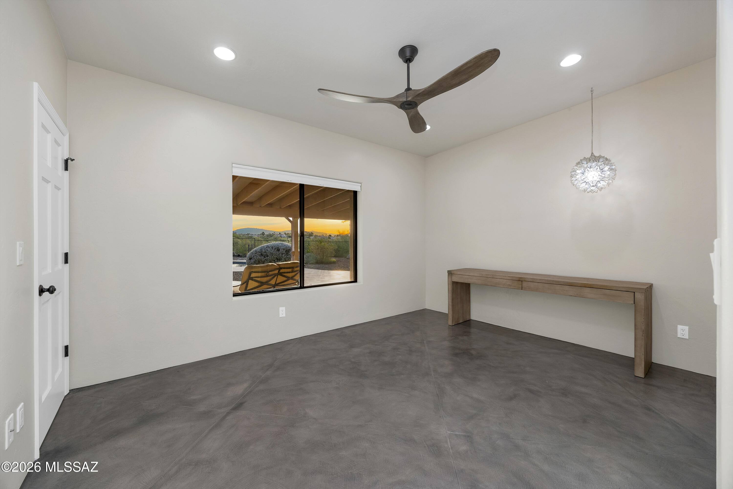 Casas Adobes Vistas (1-21) - Residential