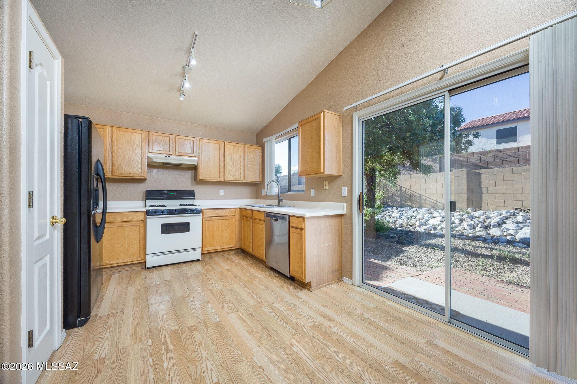 Suncrest (1-127) - Residential
