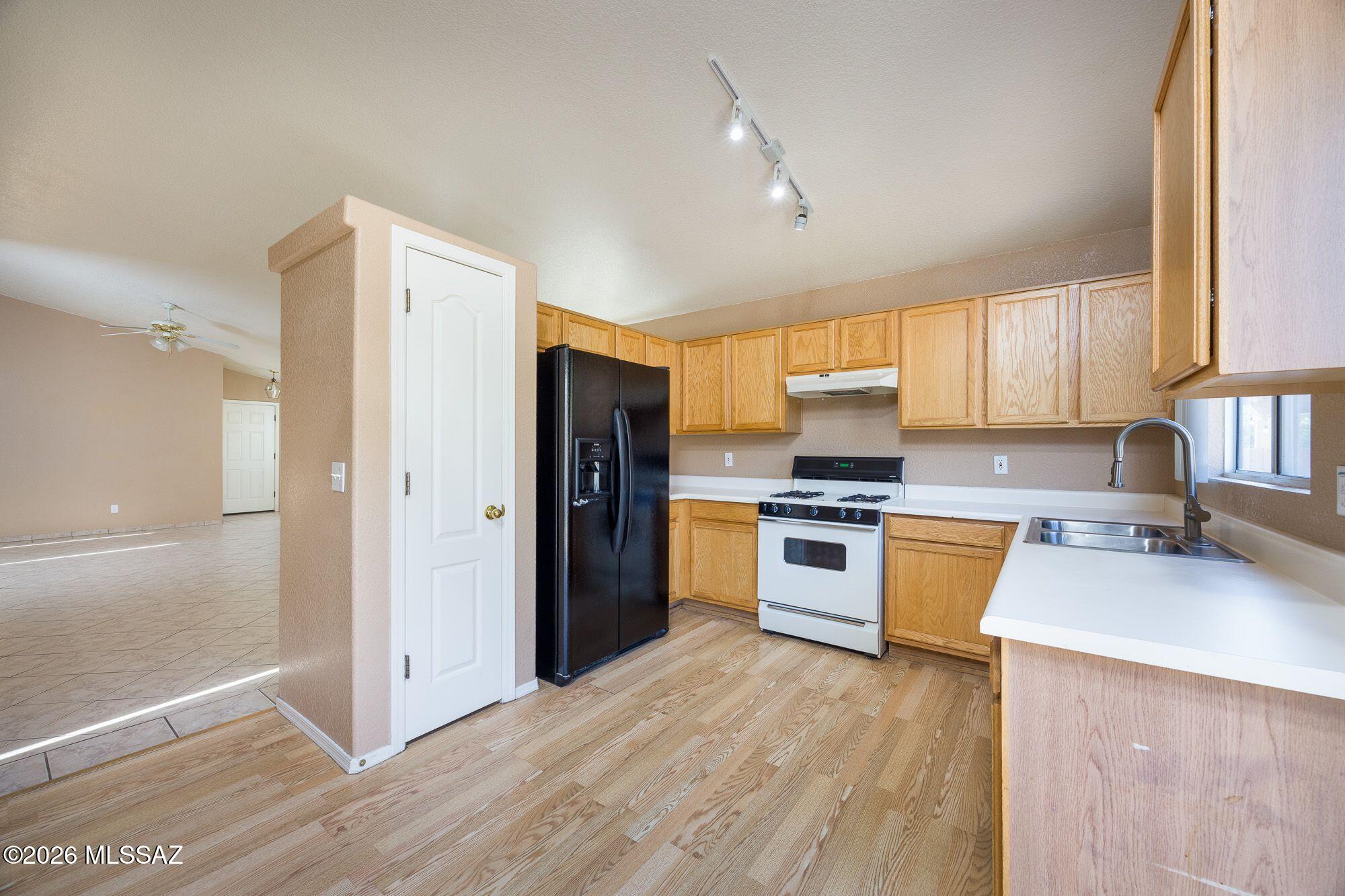 Suncrest (1-127) - Residential