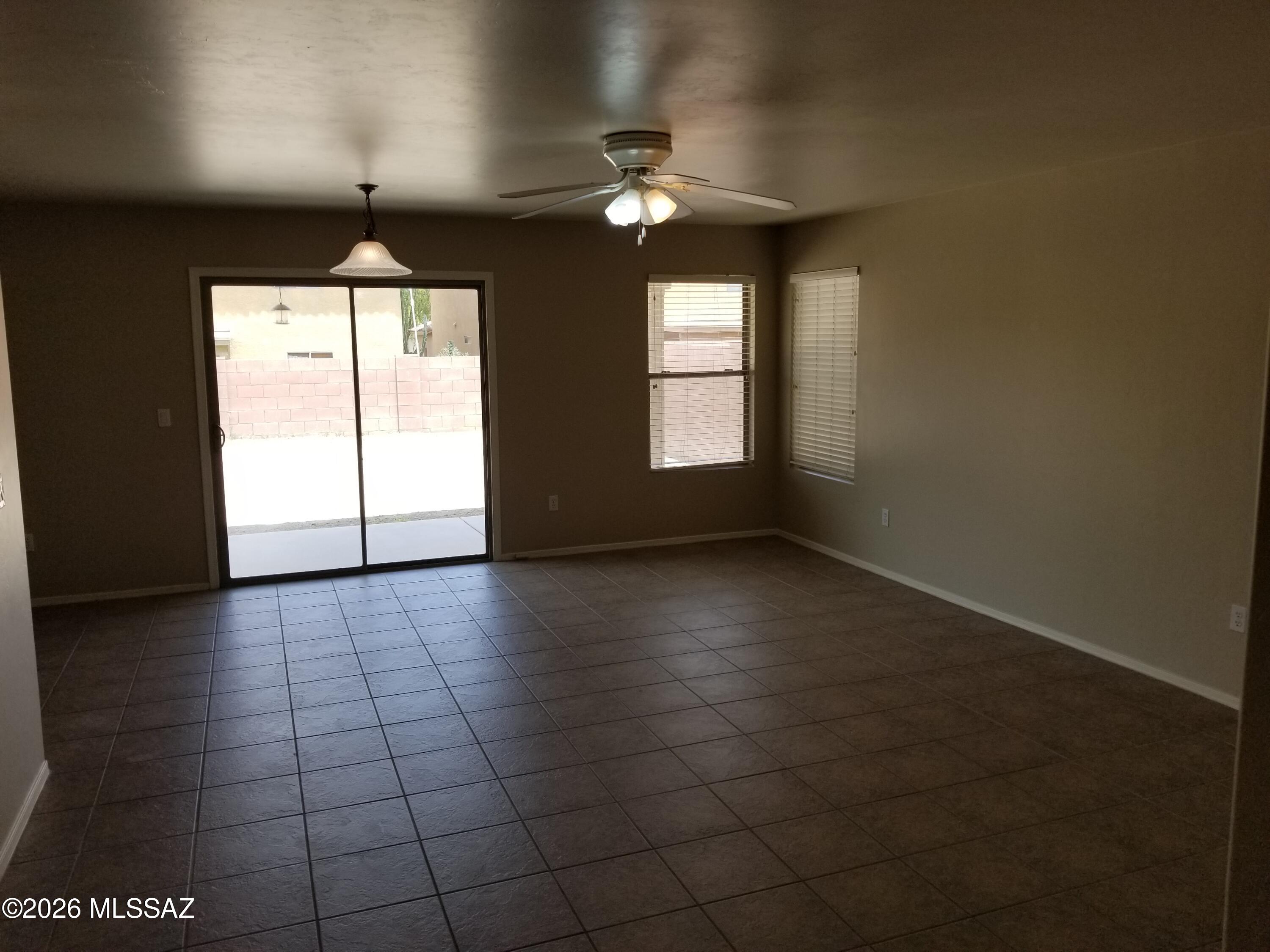 Valencia Reserve (1-326) - Residential Lease