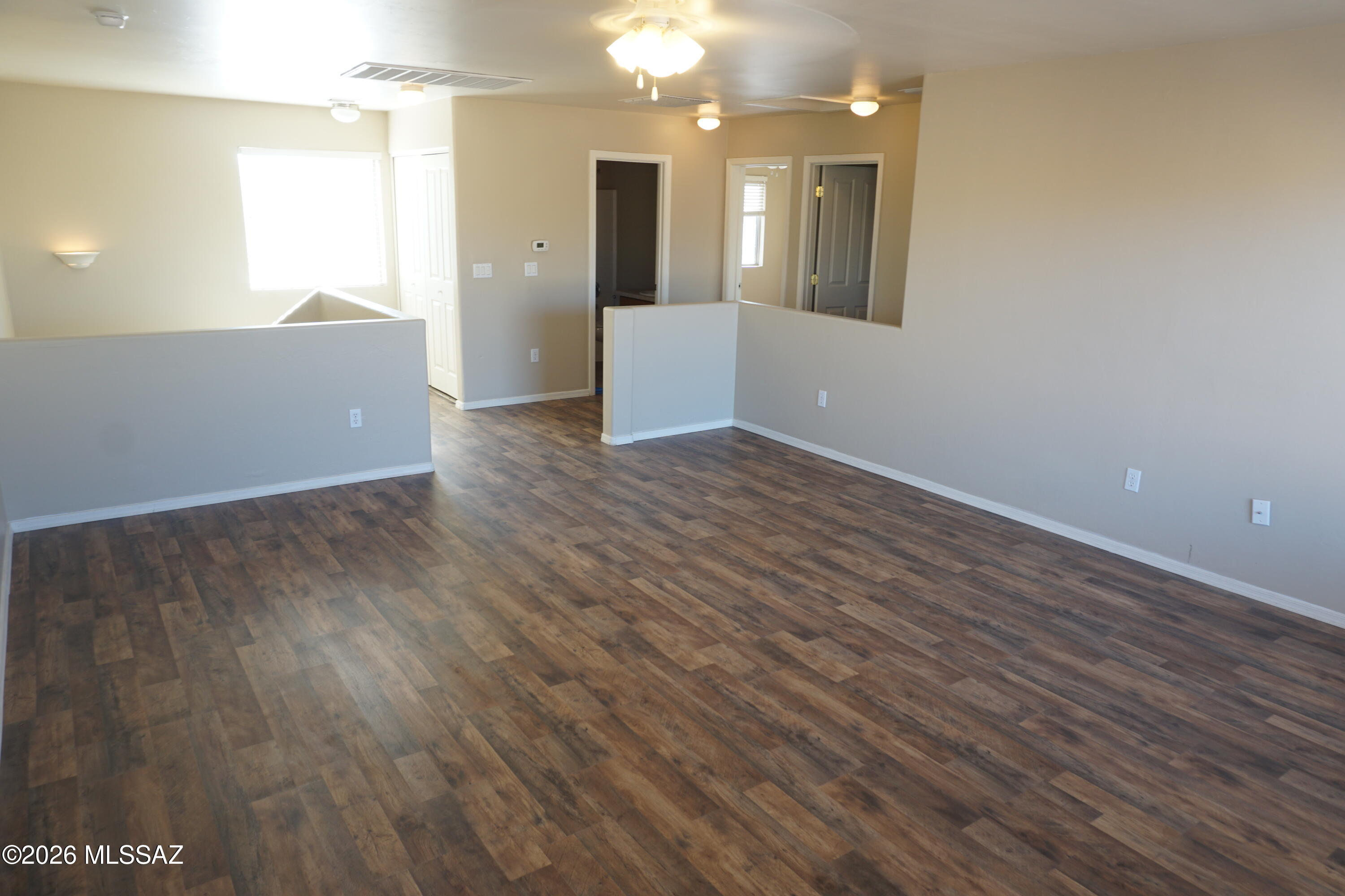 Valencia Reserve (1-326) - Residential Lease