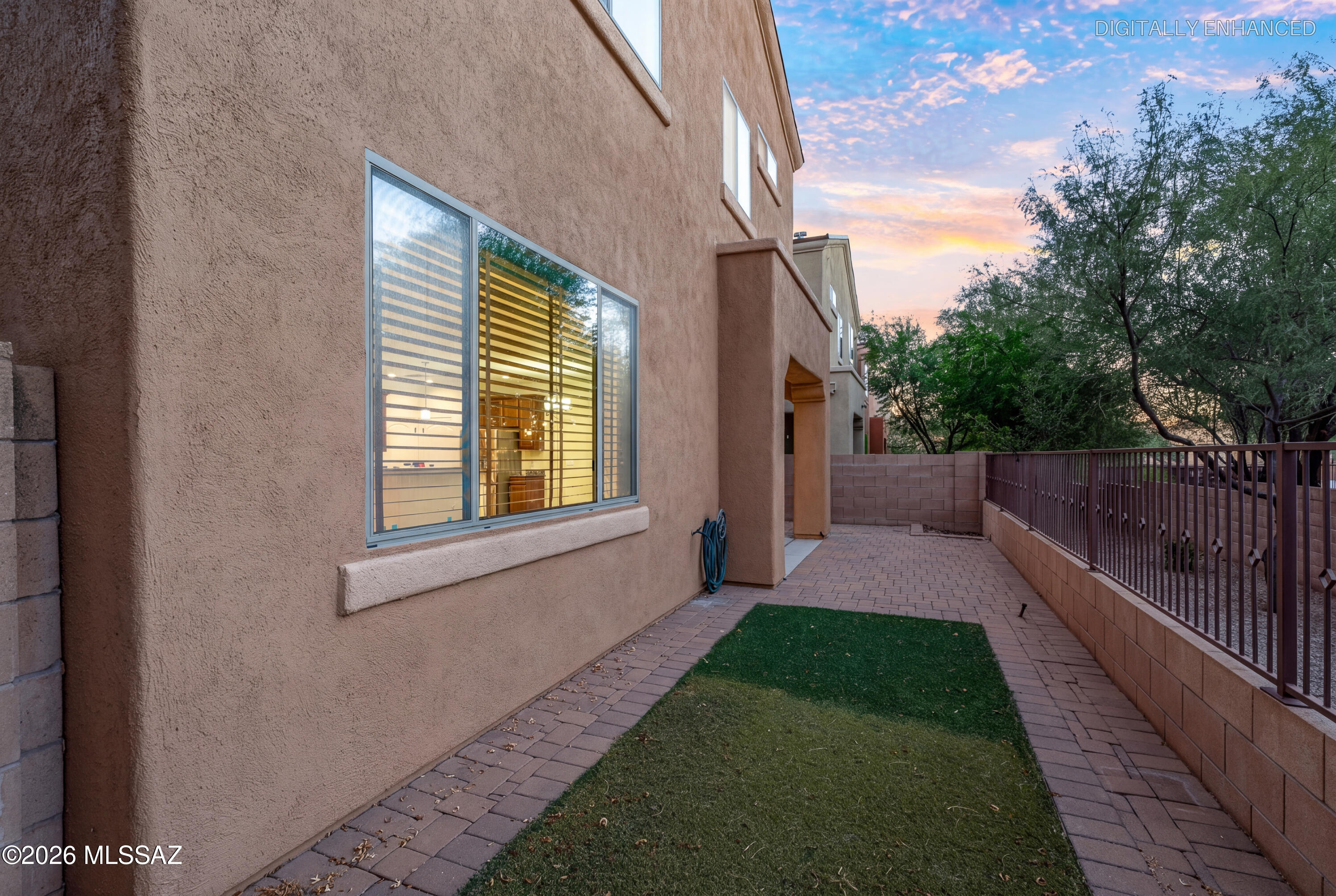 River Walk (1-140) - Residential