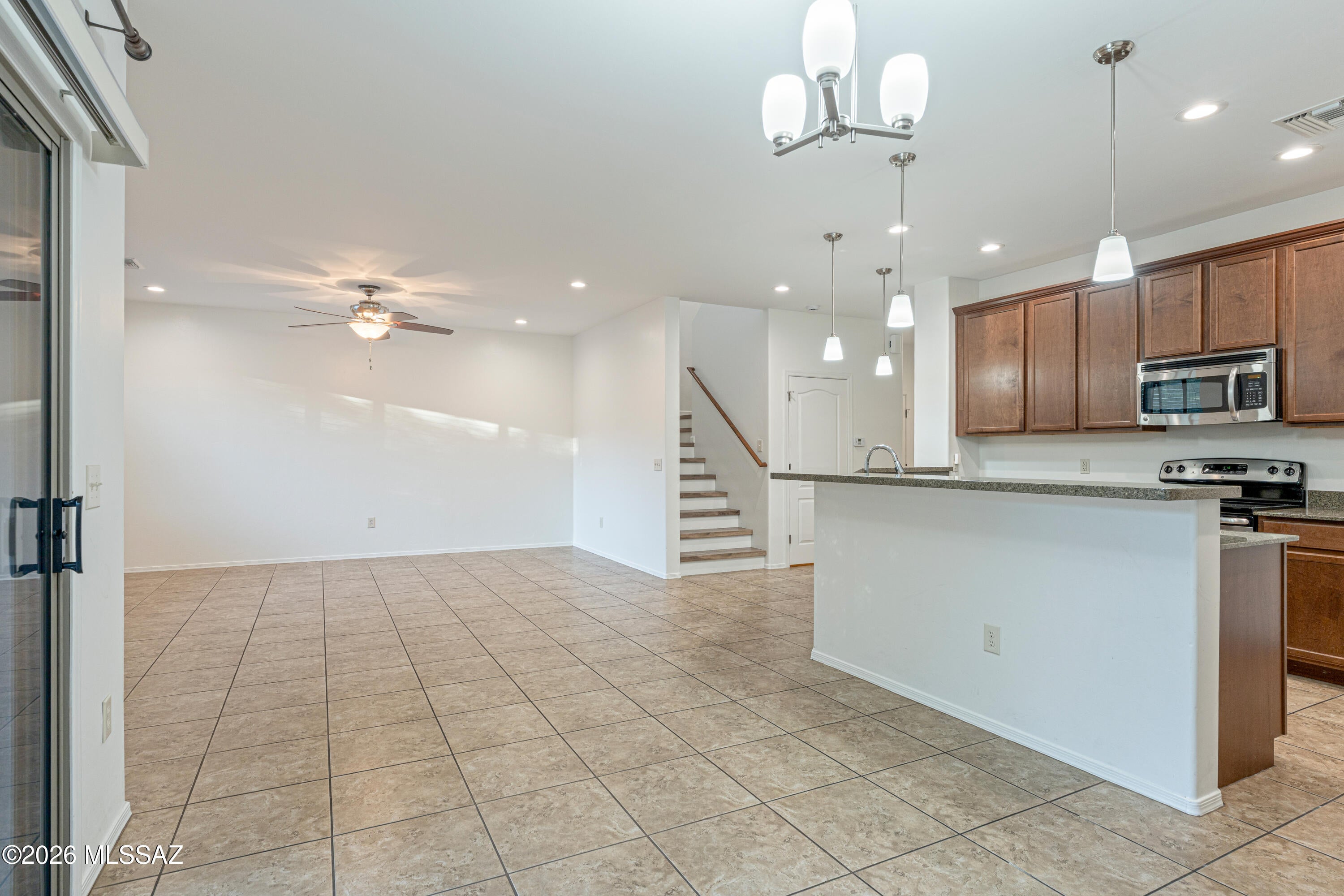 River Walk (1-140) - Residential