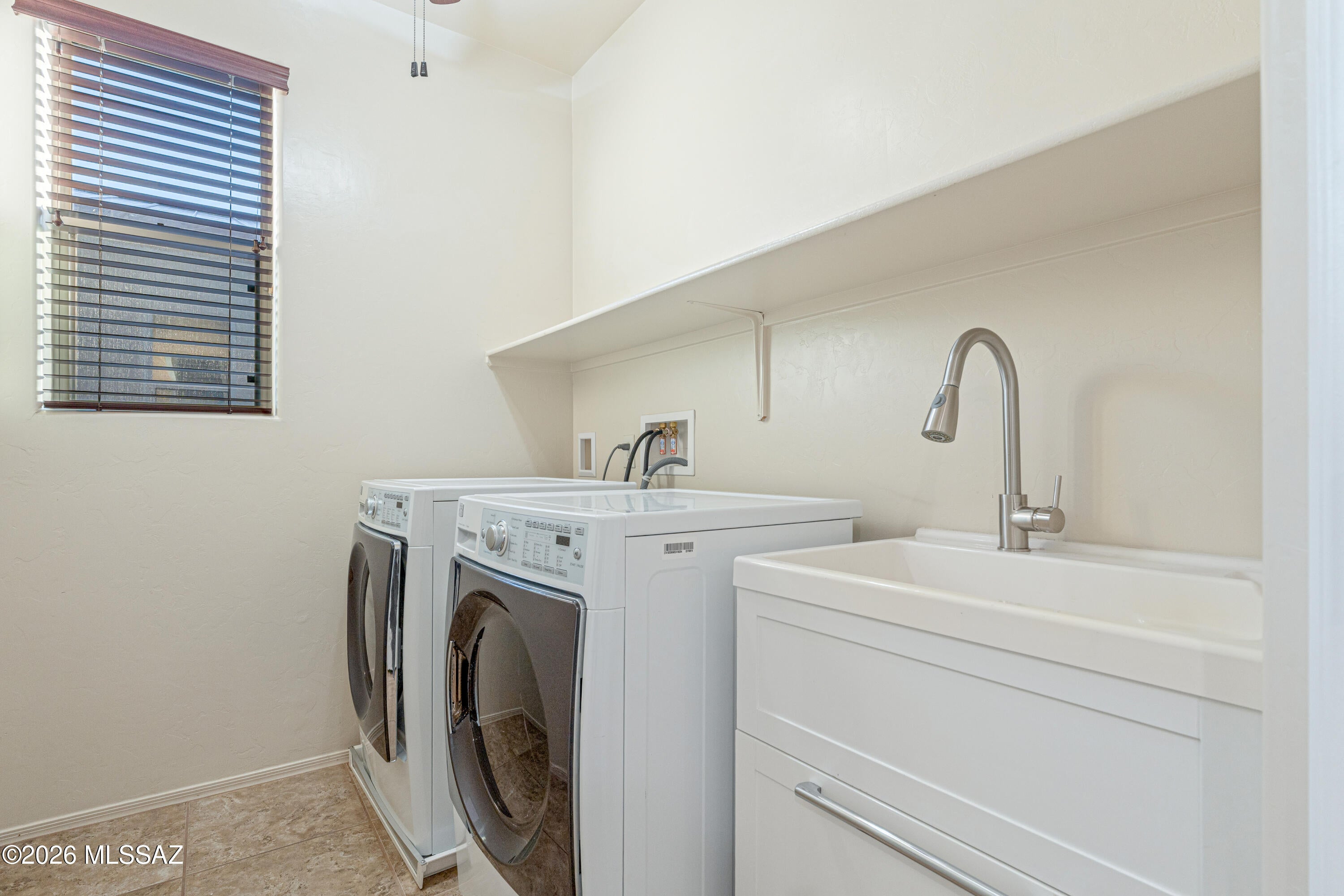 River Walk (1-140) - Residential