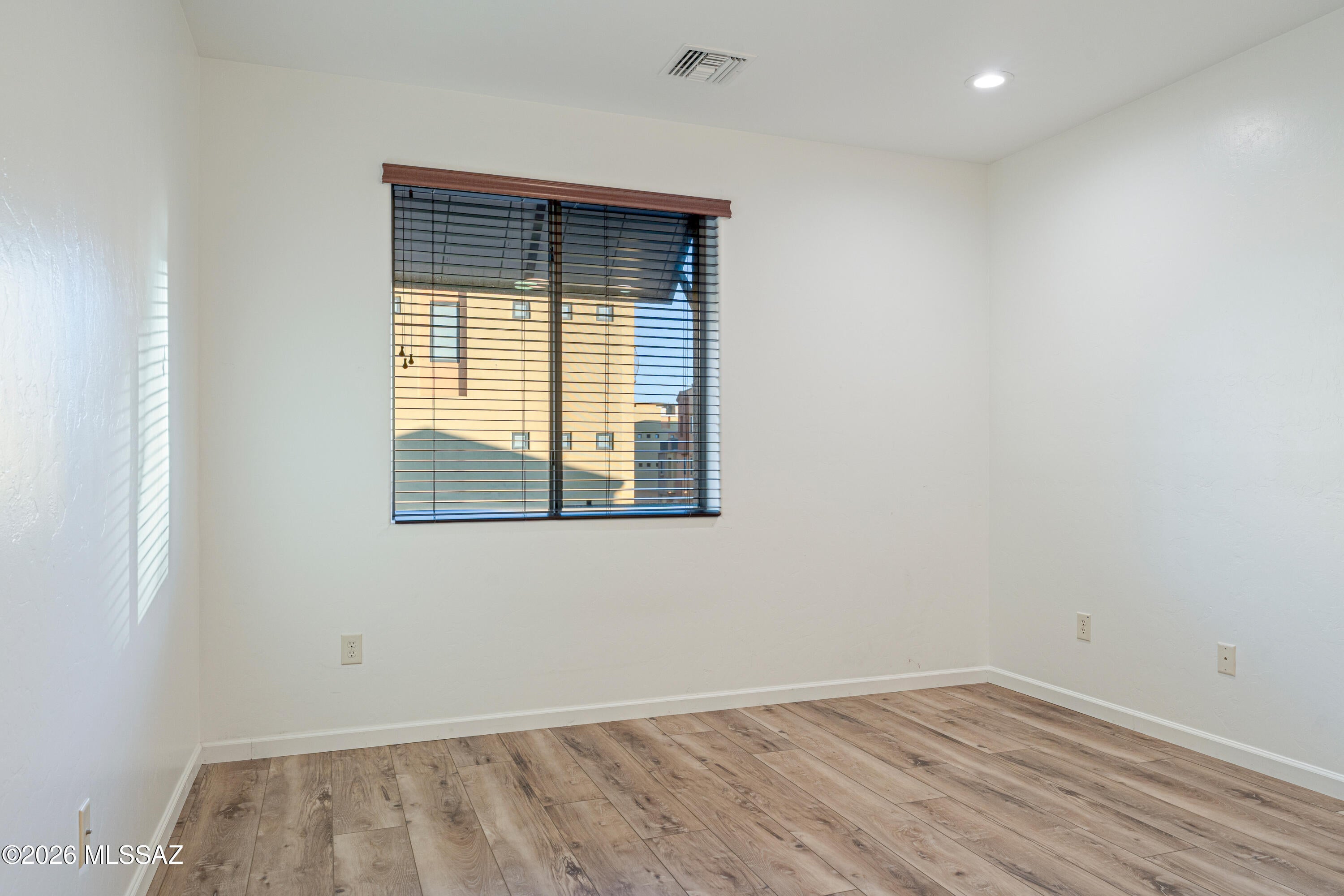 River Walk (1-140) - Residential