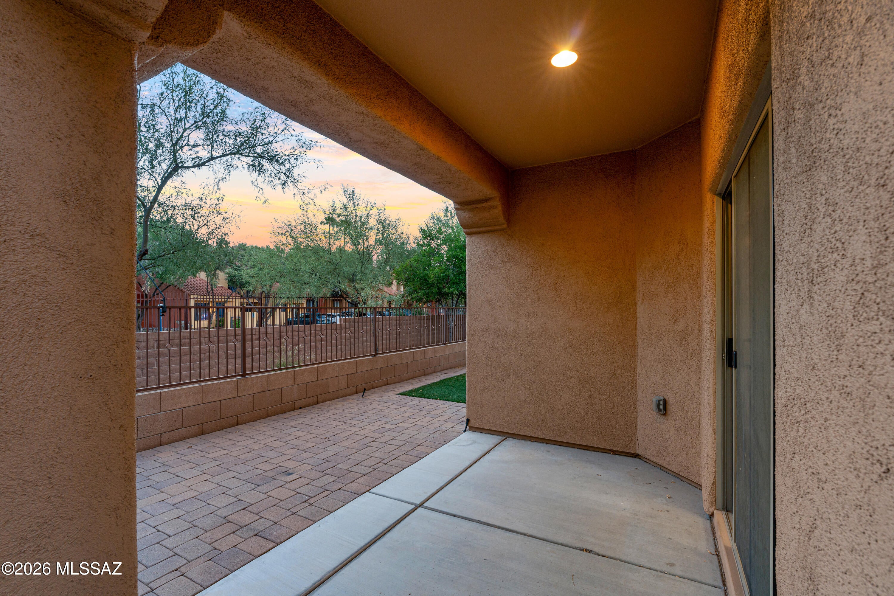 River Walk (1-140) - Residential