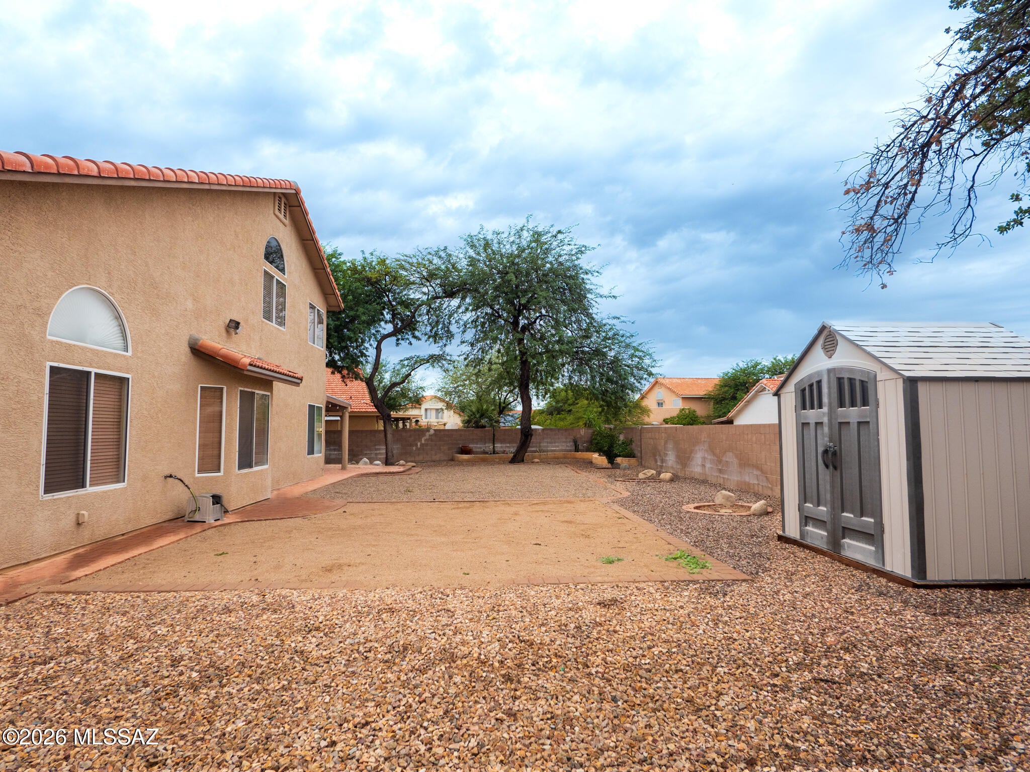 Sonrisa (1-121) - Residential Lease