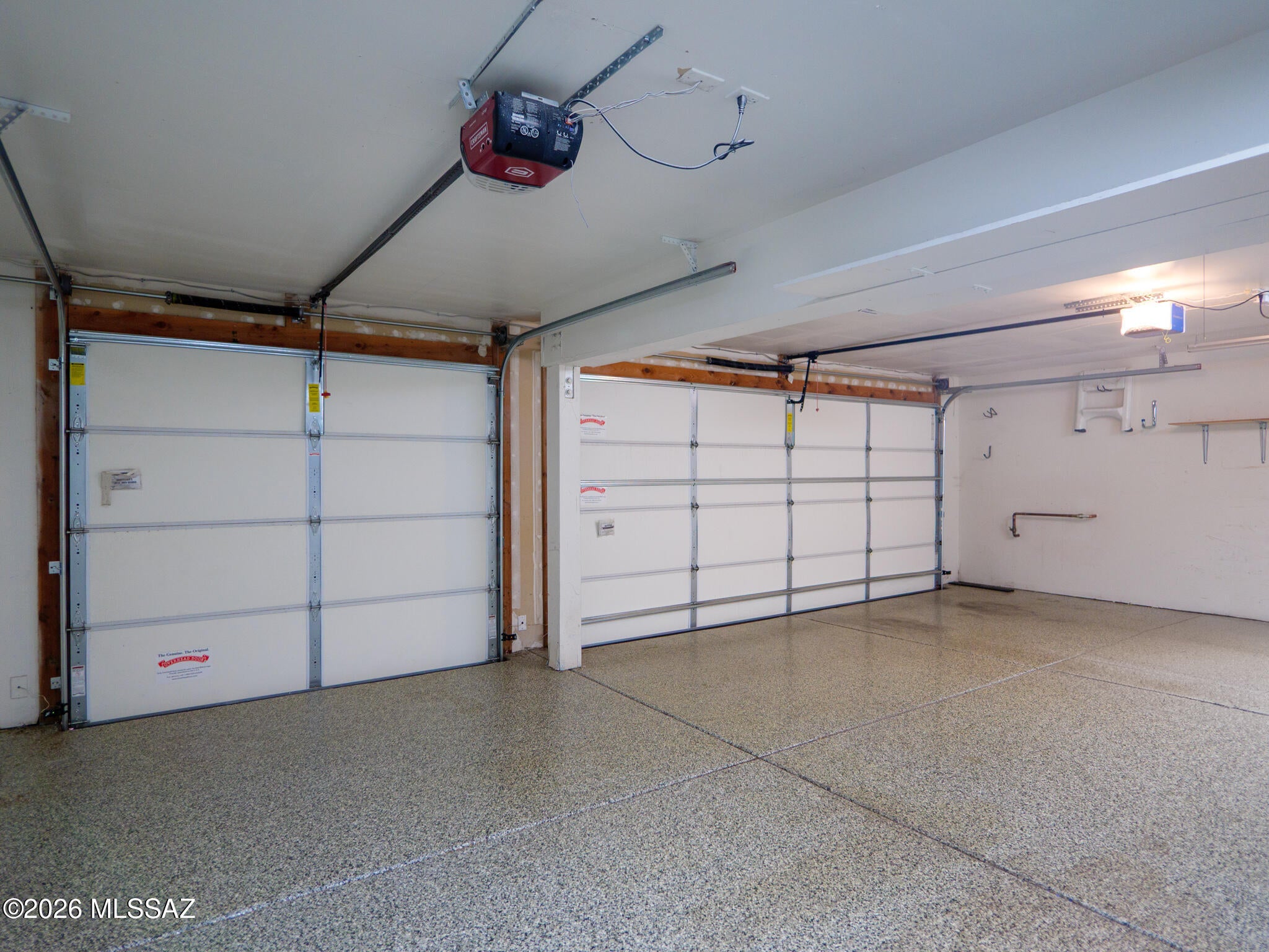 Sonrisa (1-121) - Residential Lease