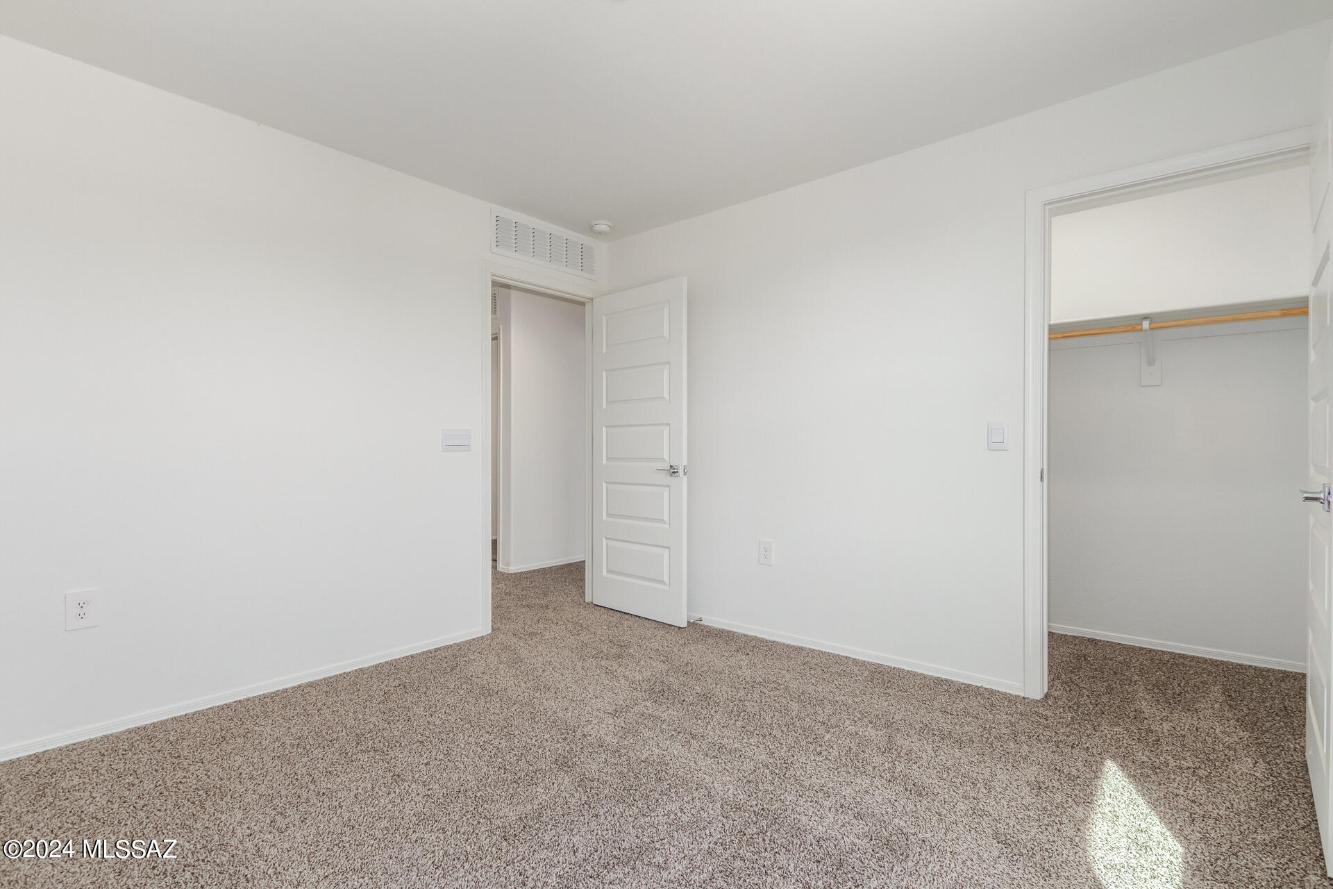 Saguaro Bloom SQ20180540069 - Residential