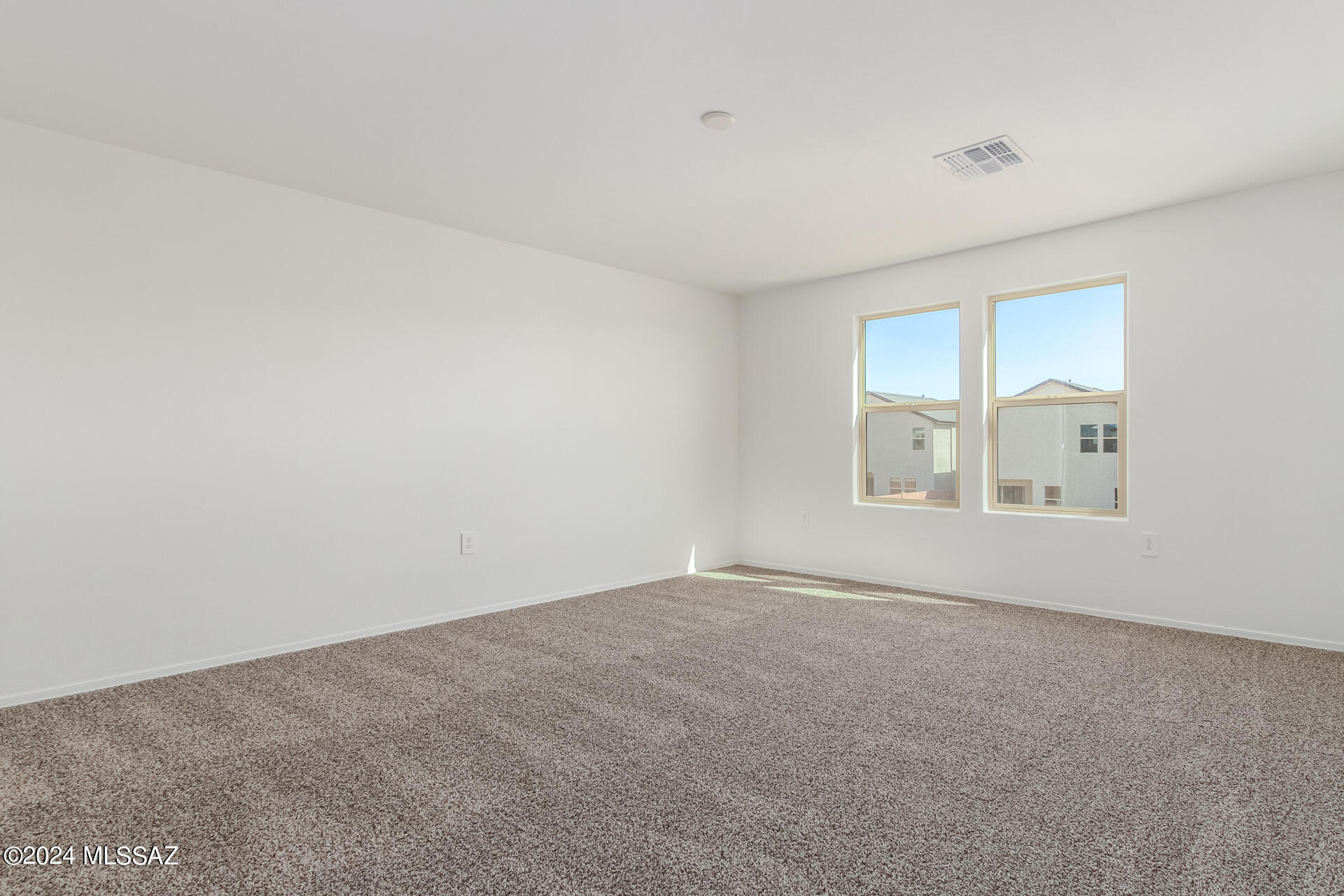 Saguaro Bloom SQ20180540069 - Residential