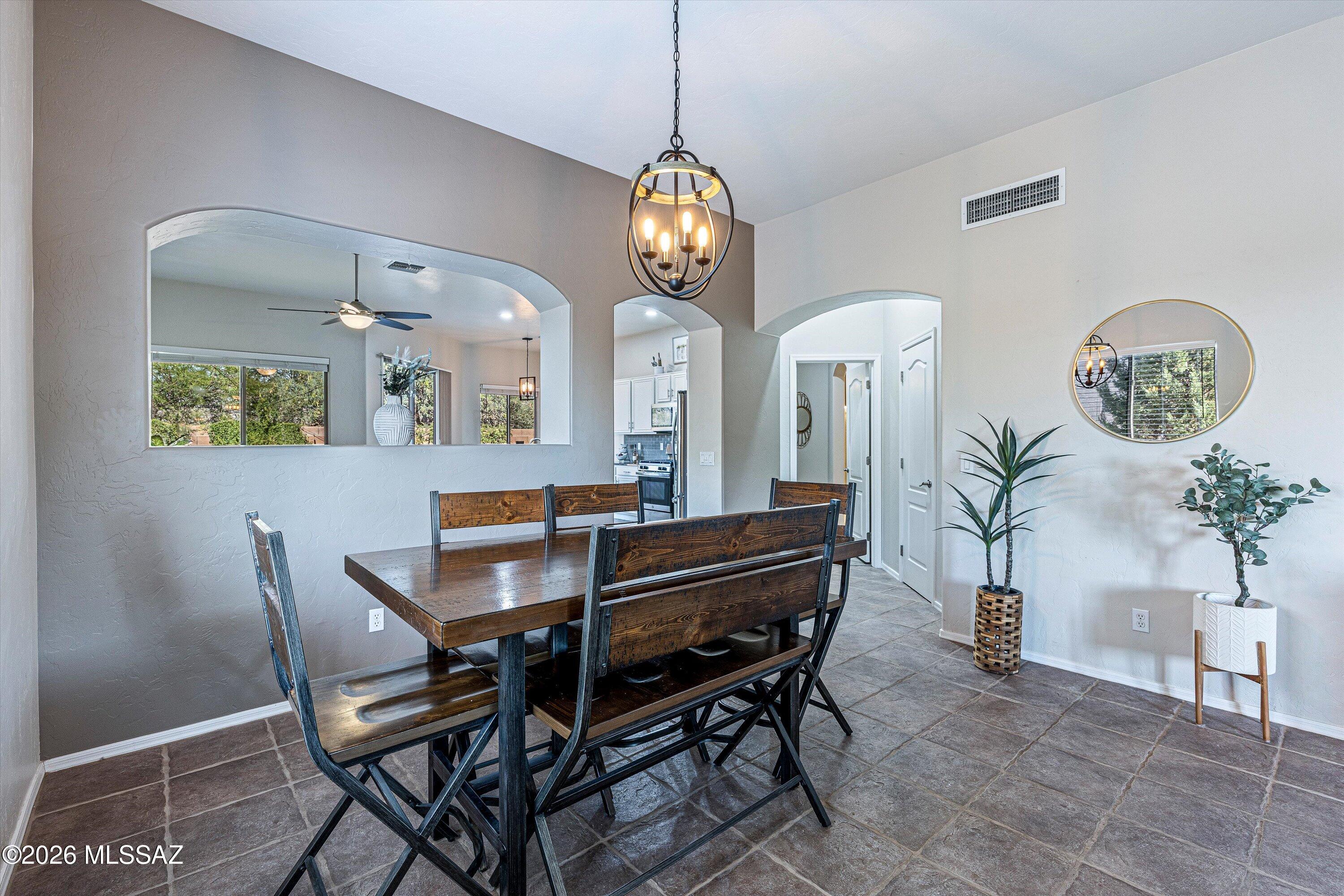 Marquette Place (1-44) - Residential