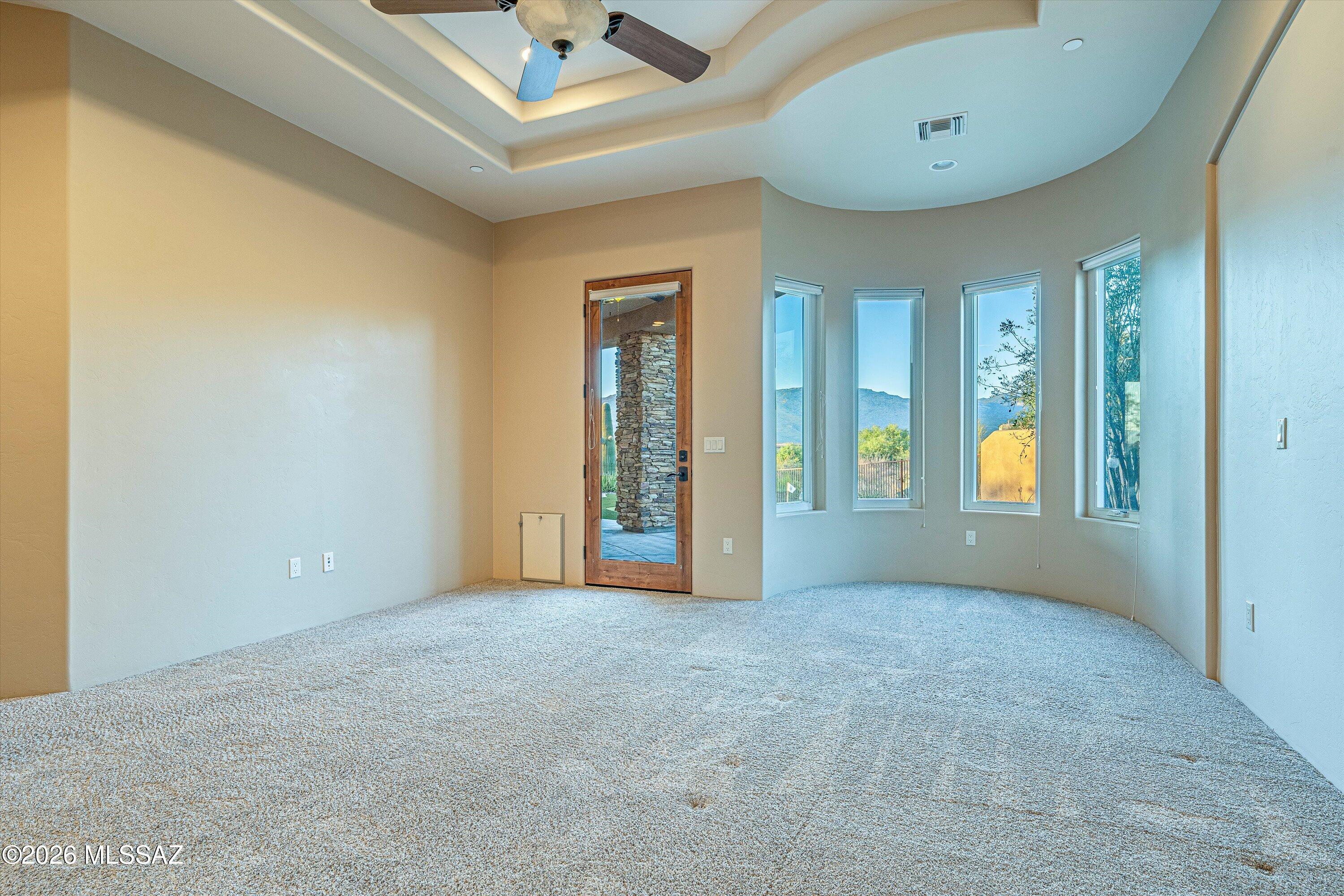 Coyote Creek (1-395) - Residential