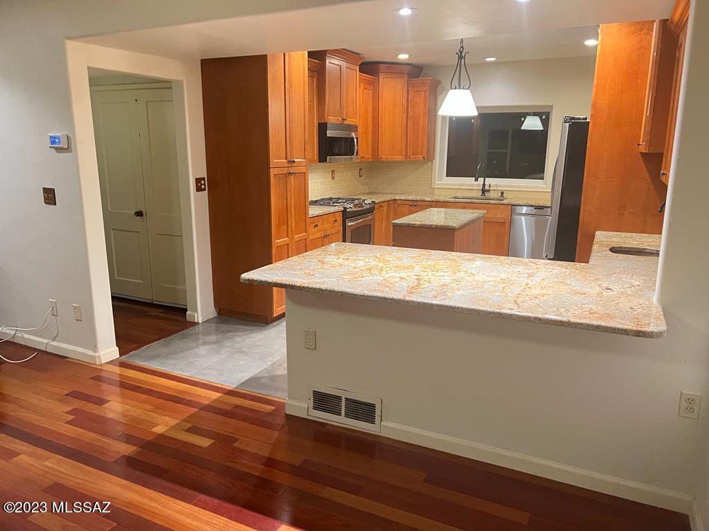 Fairmount Addition - Residential Lease