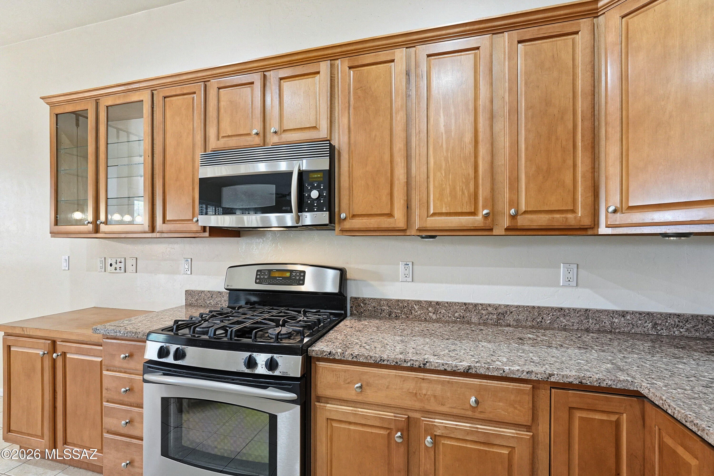 Black Horse (1-411) - Residential