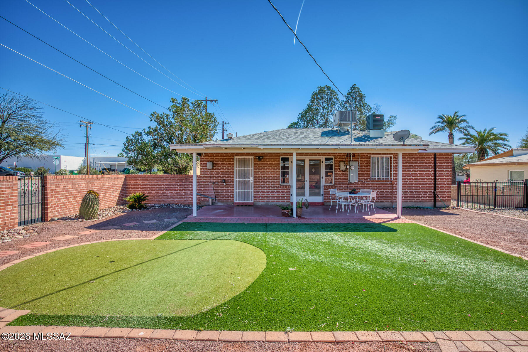 Broadway Manor - Residential