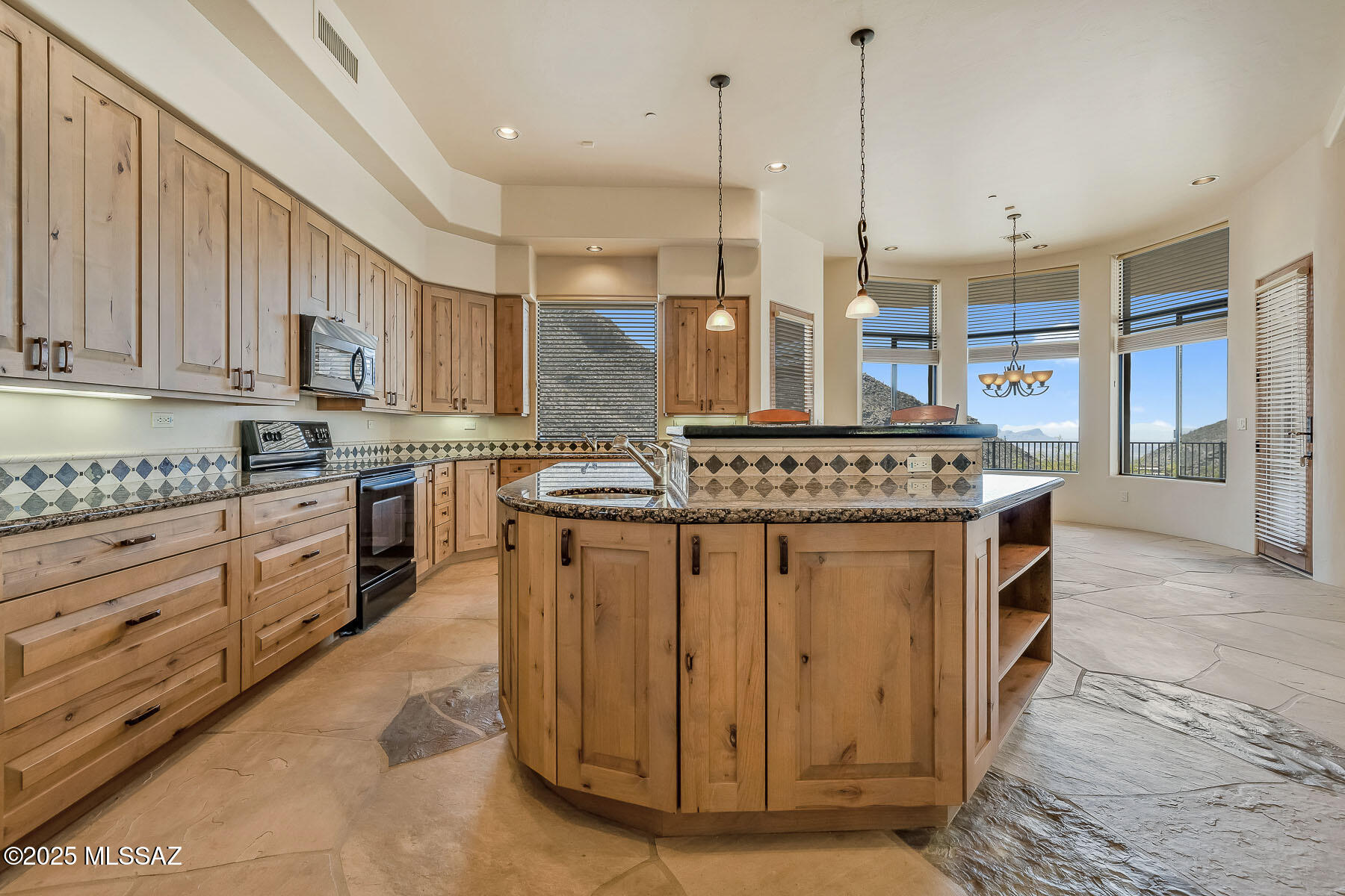Canyon Pass II At Dove Mountain (49-110) - Residential