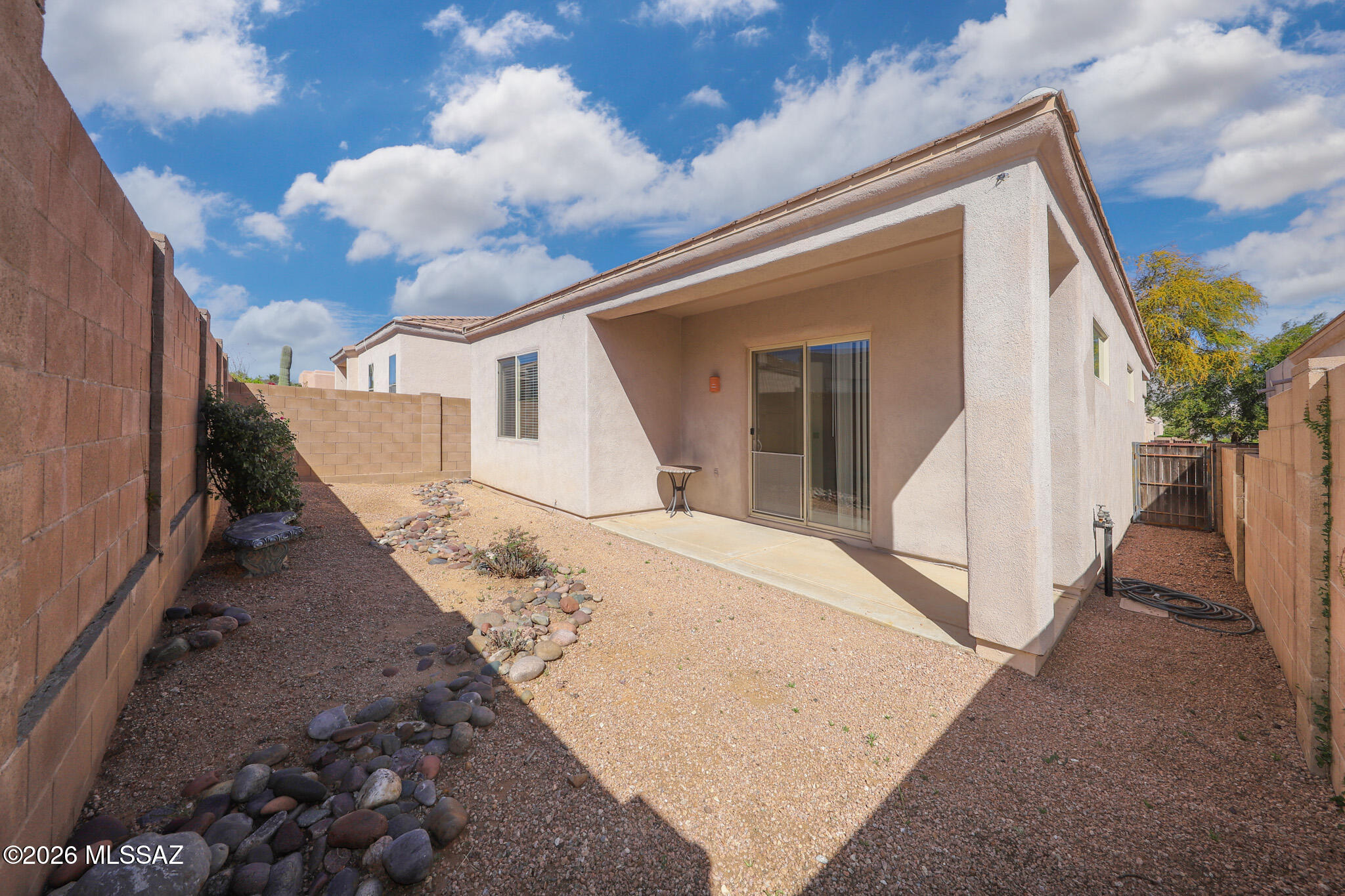 Rancho Esperero (1-343) - Residential Lease