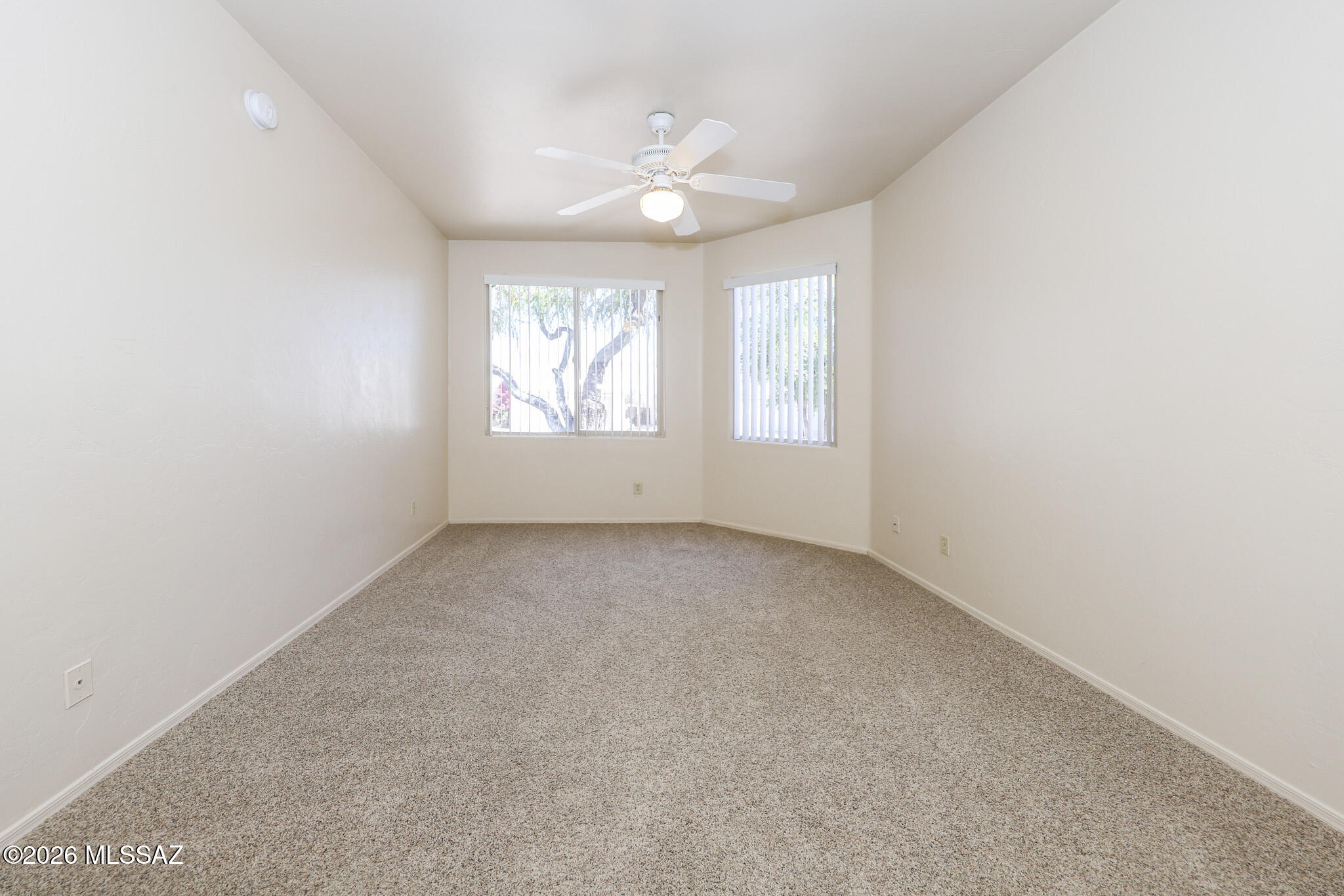 Rancho Esperero (1-343) - Residential Lease
