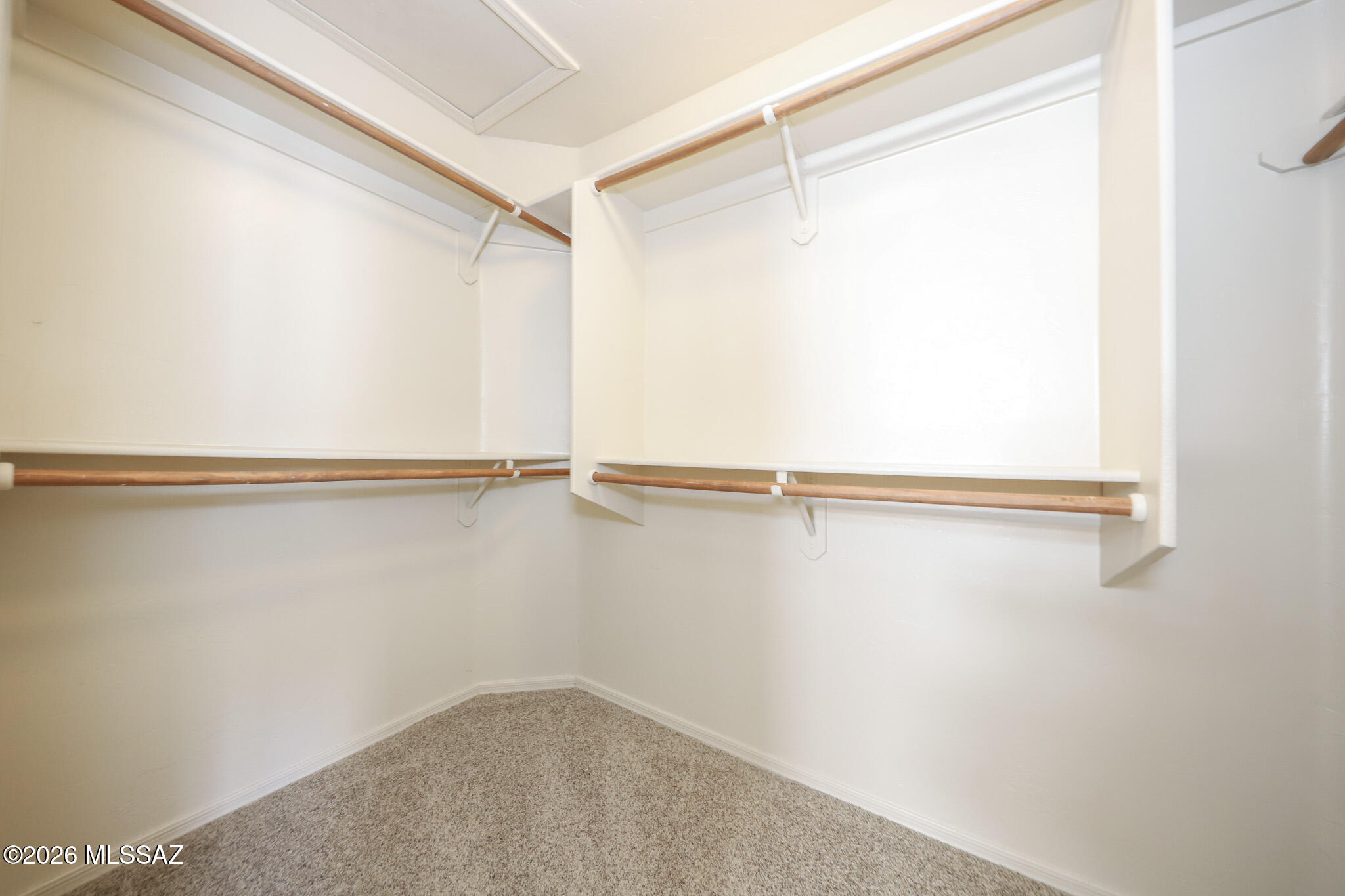 Rancho Esperero (1-343) - Residential Lease