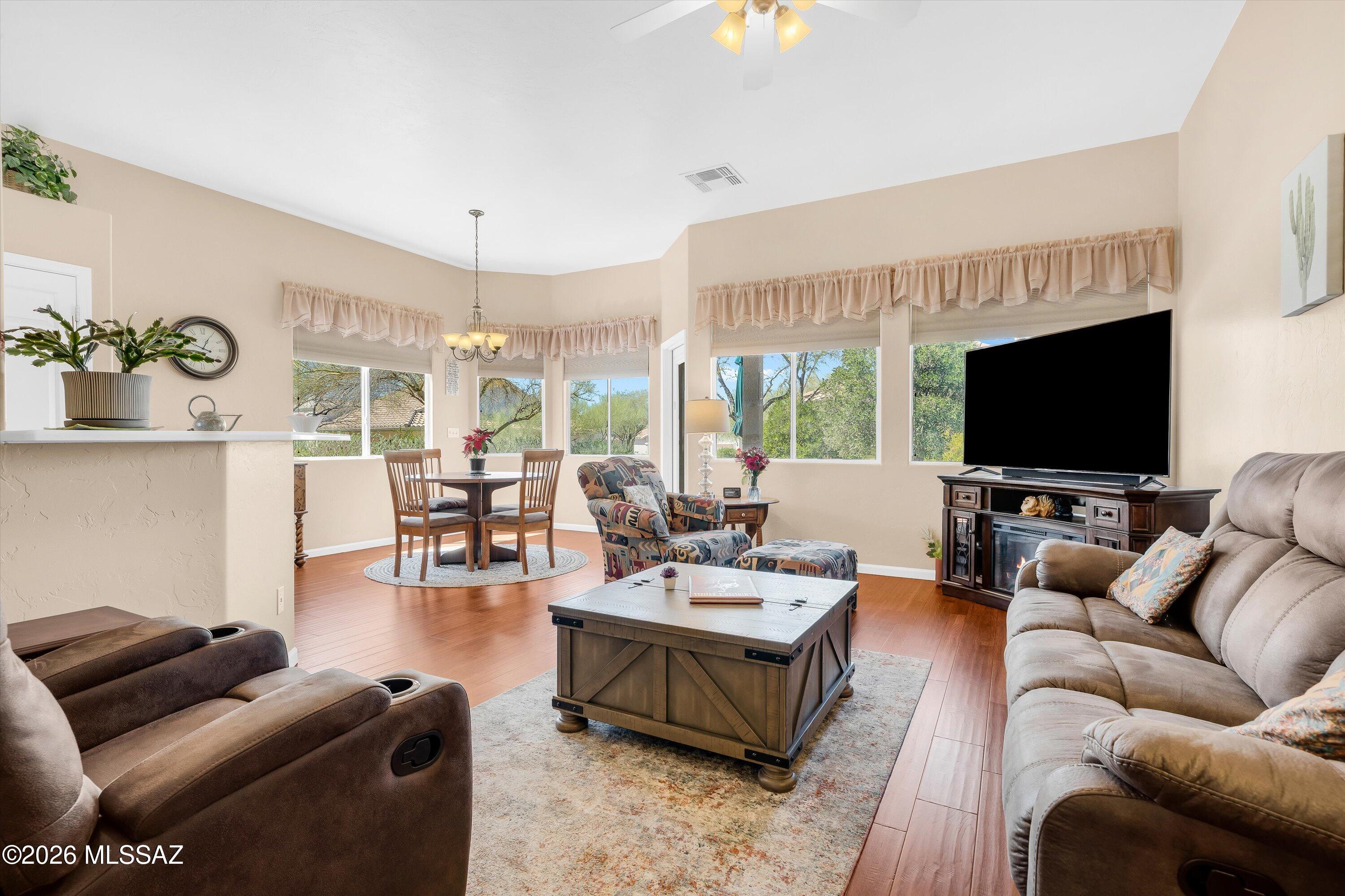 Carmel Pointe (1-104) - Residential
