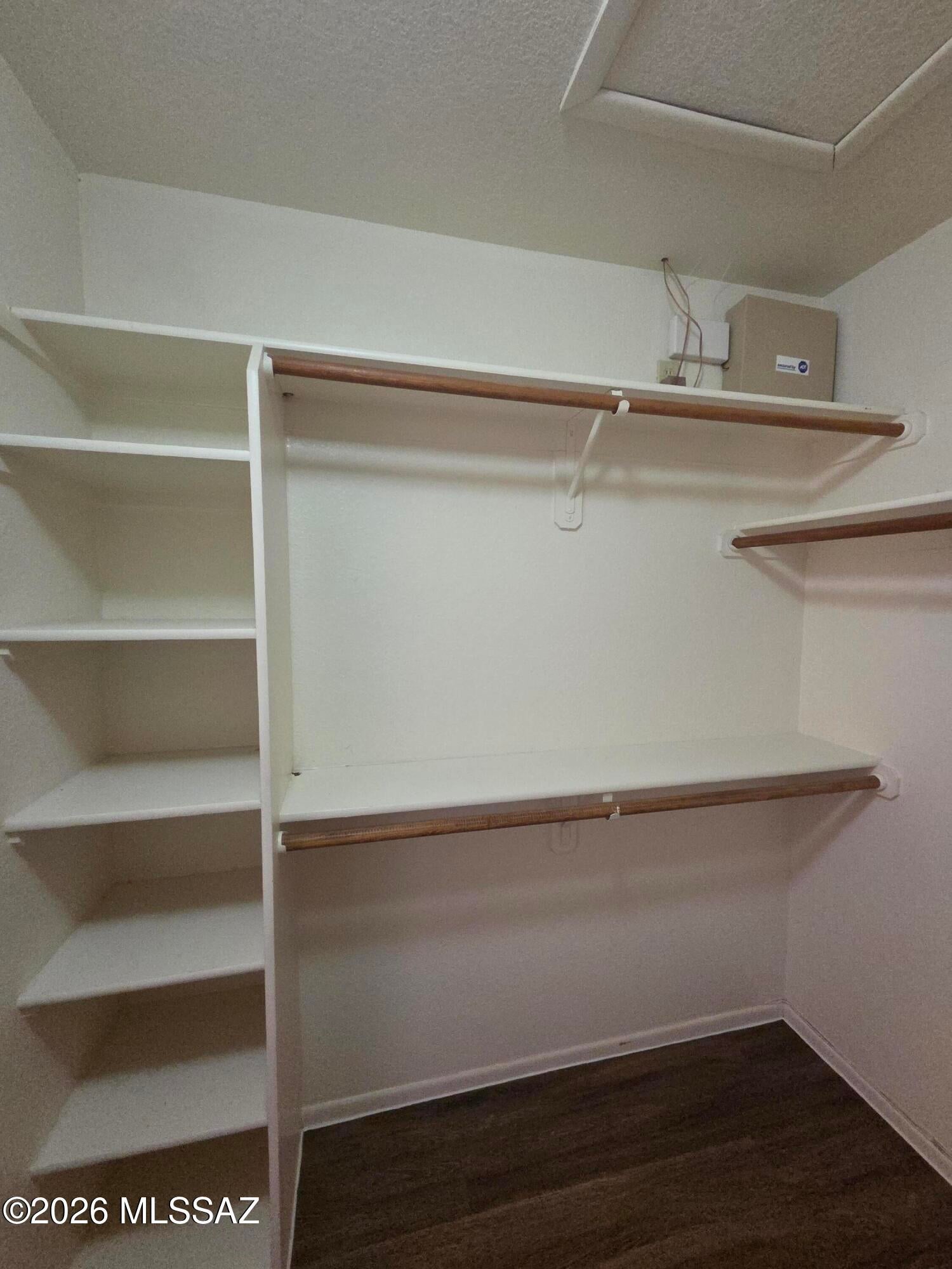 Eastpointe Estates (1-98) - Residential Lease