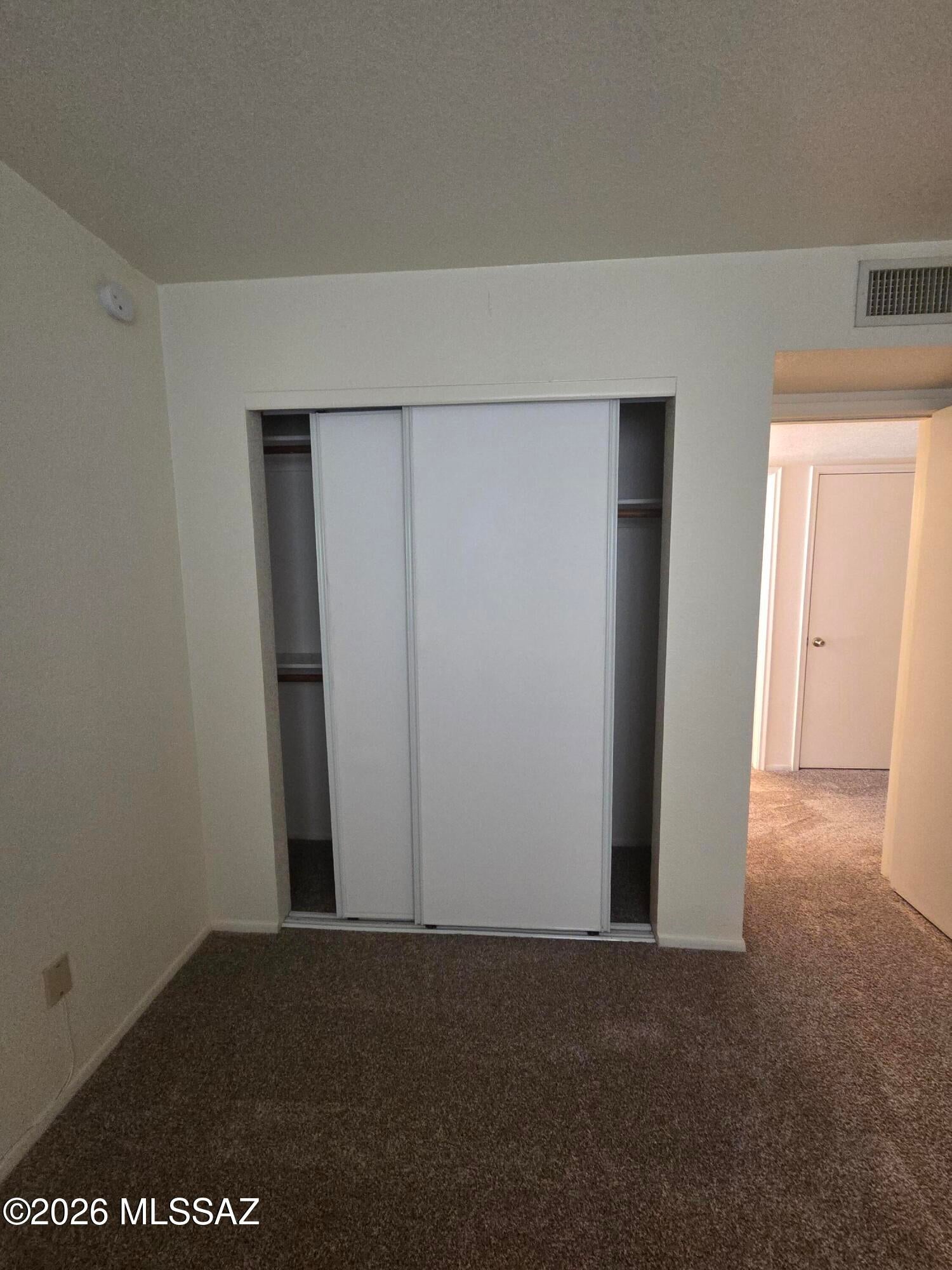 Eastpointe Estates (1-98) - Residential Lease