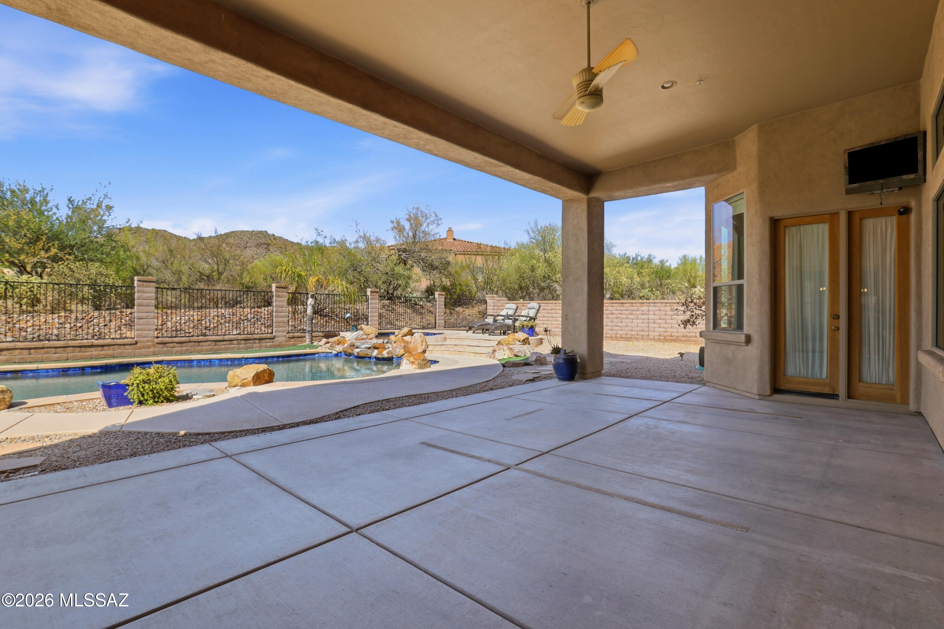 Dos Lagos at Dove Mountain (1-91) - Residential
