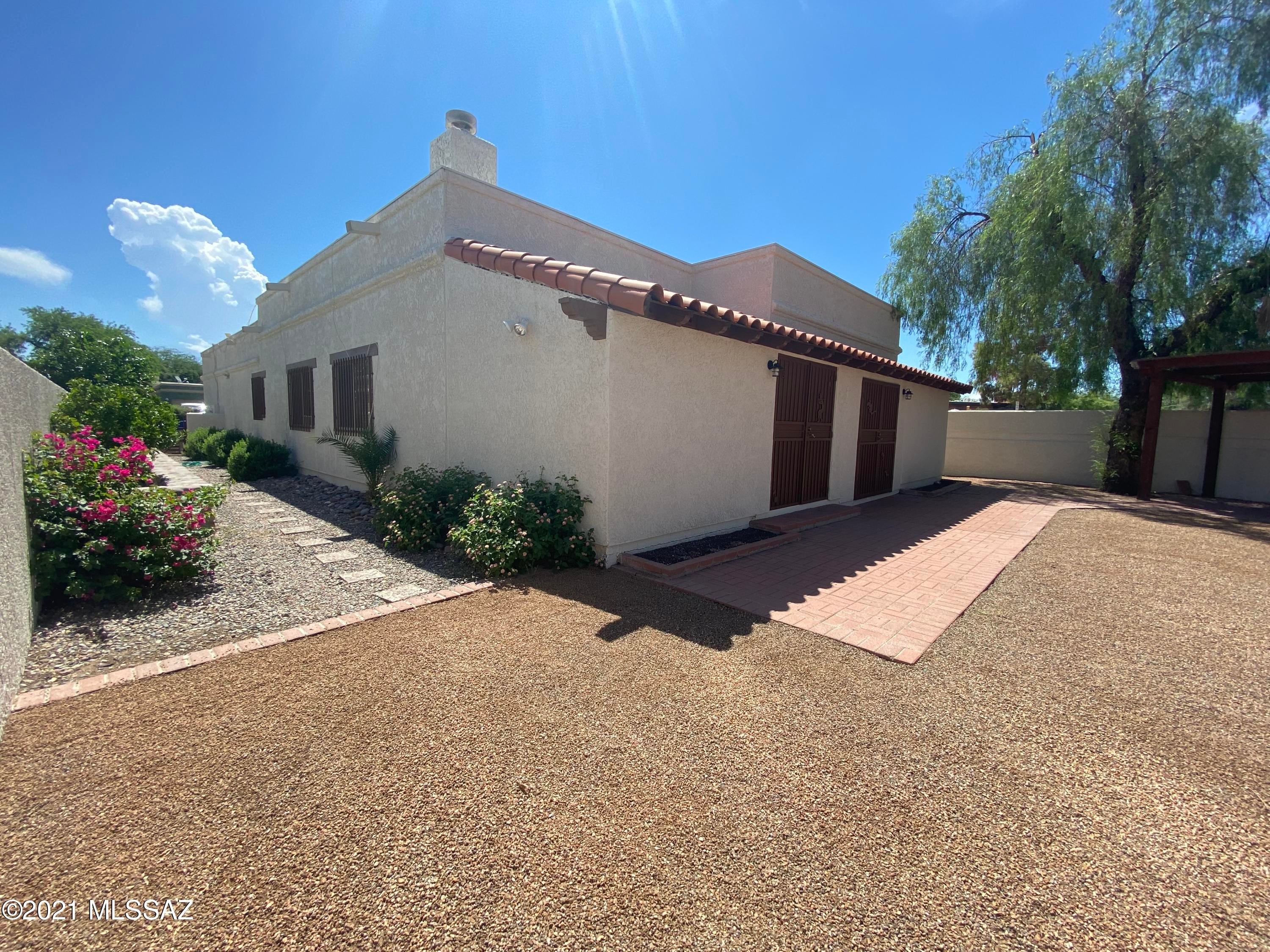 Vine Tree (1-11) - Residential Lease