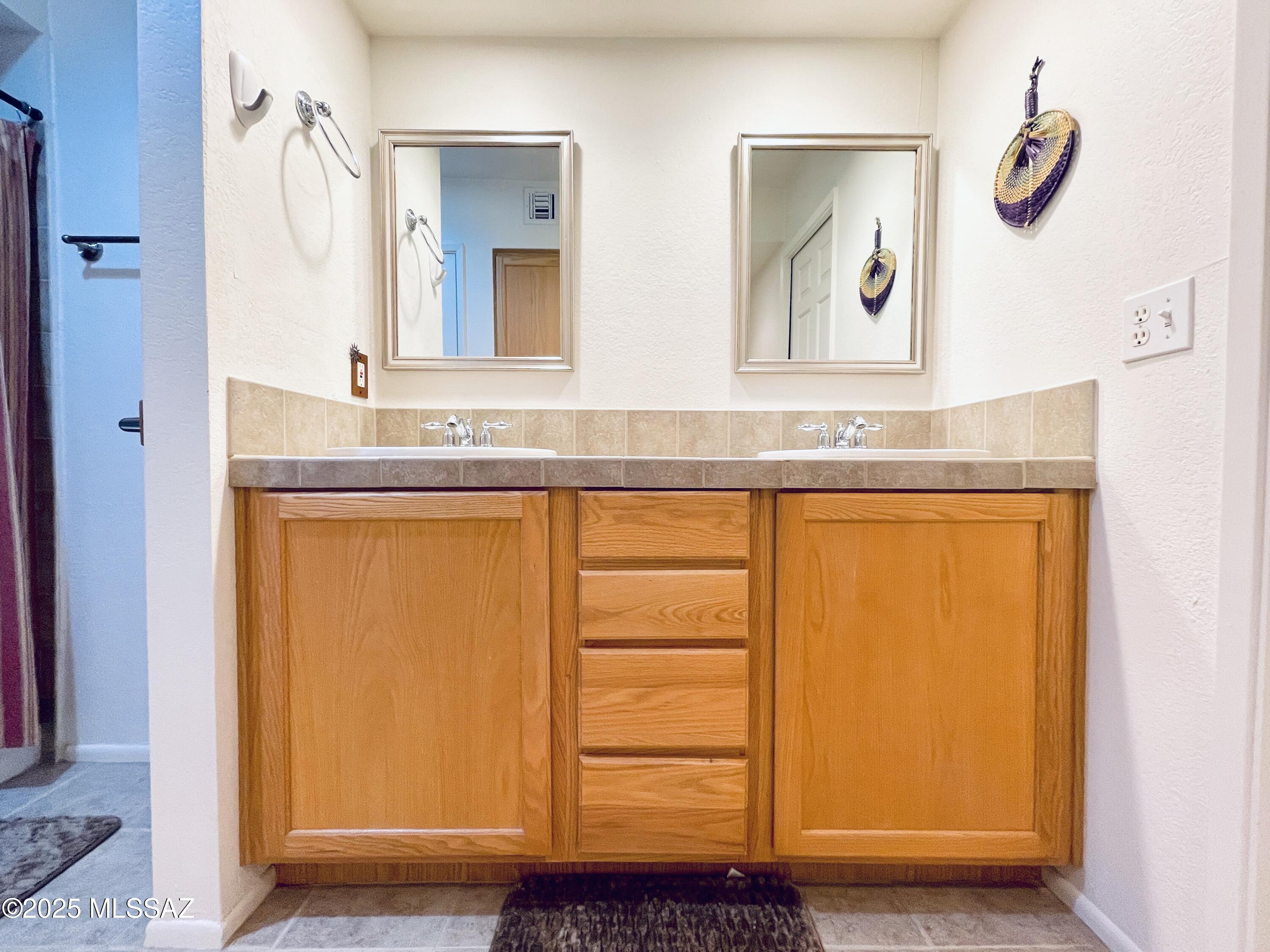 Ventana Vista Condominiums - Residential Lease