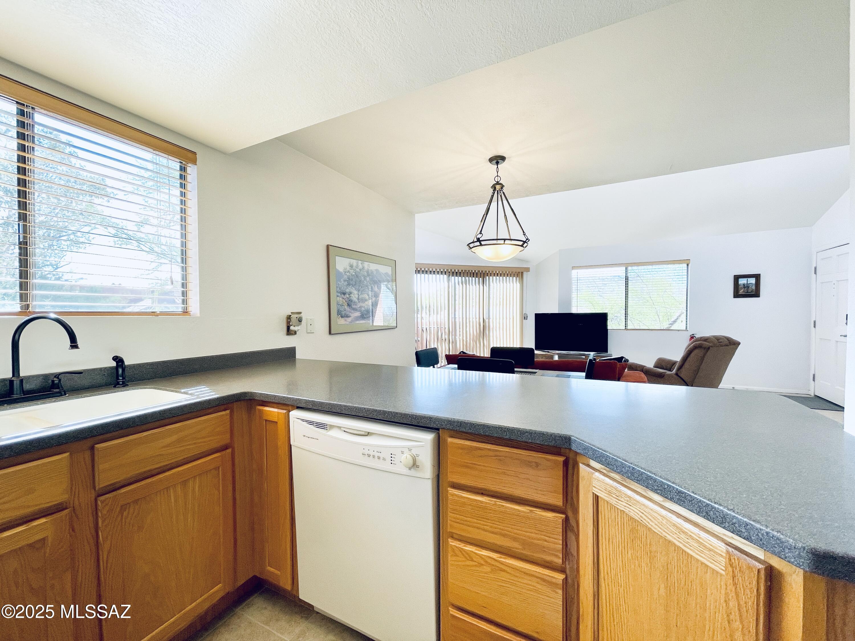 Ventana Vista Condominiums - Residential Lease