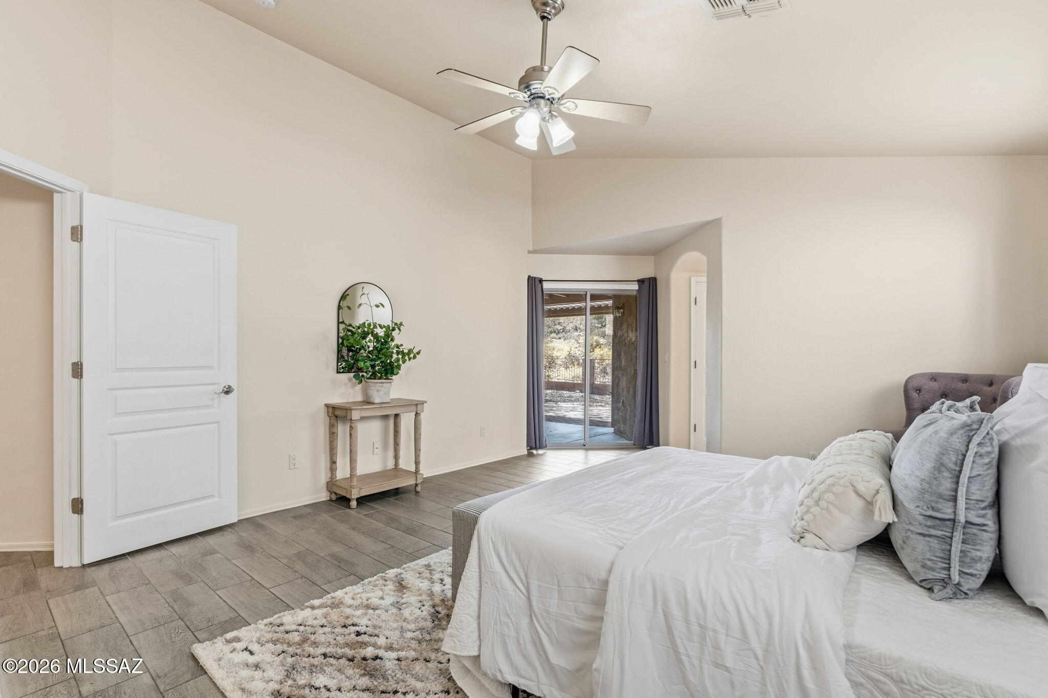 Sabino Mountain (1-290) - Residential