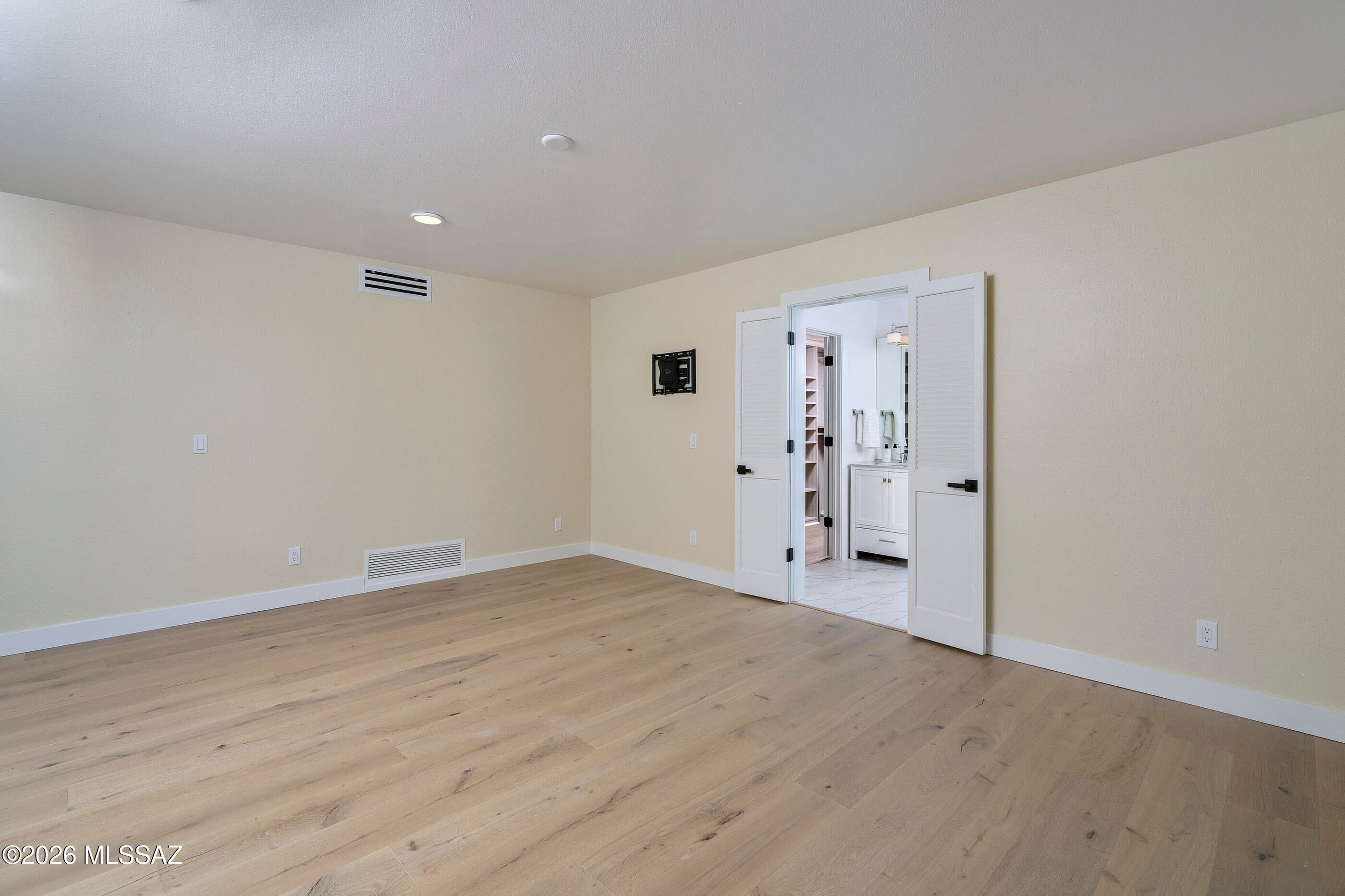 Valoro Estates (1-15) - Residential