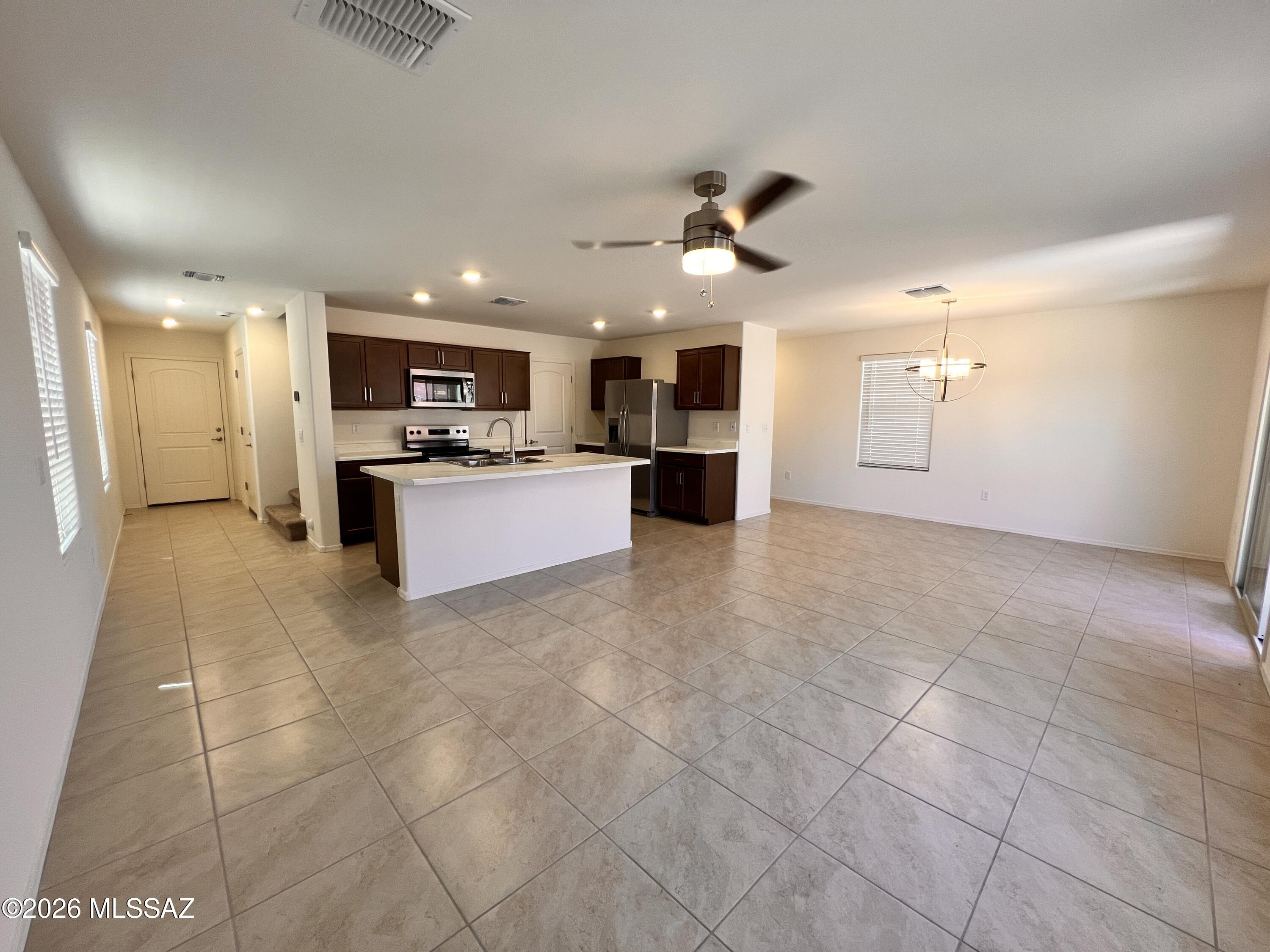 Beautiful and Brand New Home in Vail at Hanson Ridge!
Kitchen features stainless steel appliances, island, walk-in pantry and great storage and counter space.
1/2 bath downstairs and coat closet.
Spacious Loft has loads of potential!
Primary bedroom w/ensuite offers dual vanities and walk-in shower.
Fenced backyard, ceiling fans, two car garage and more!
Refrigerator will be installed and backyard landscape will be completed.