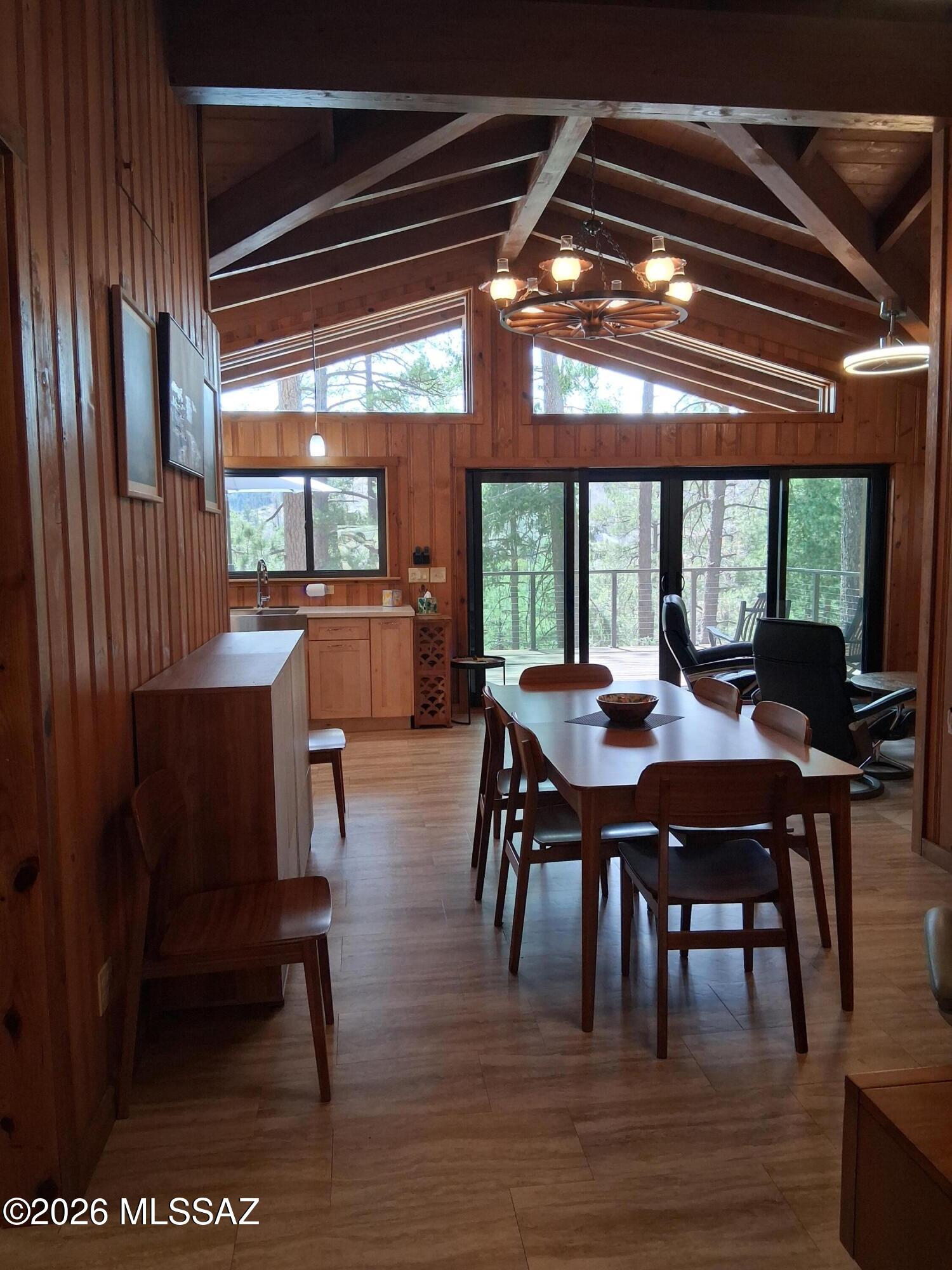 Loma Sabino Pines - Residential