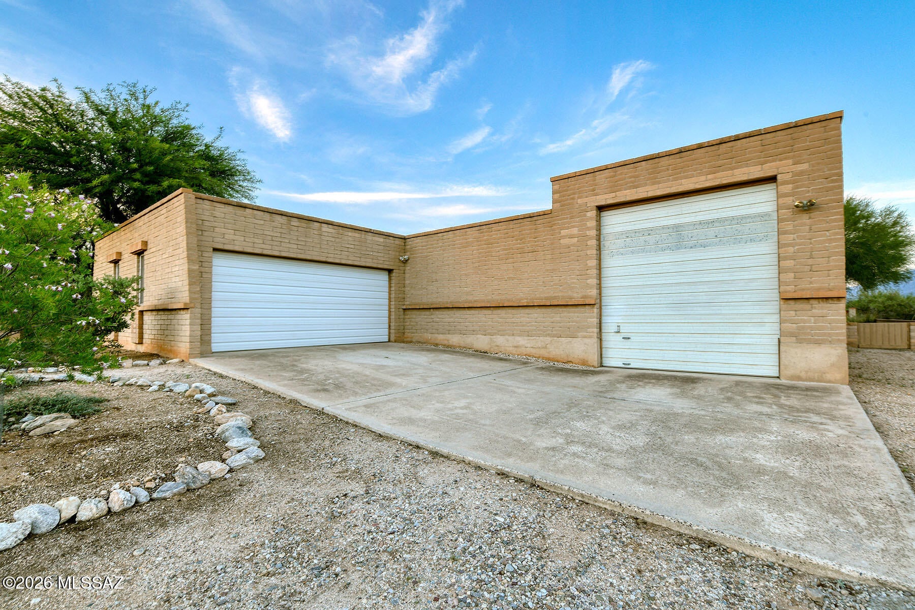 Tanque Verde Vista (1-26) - Residential