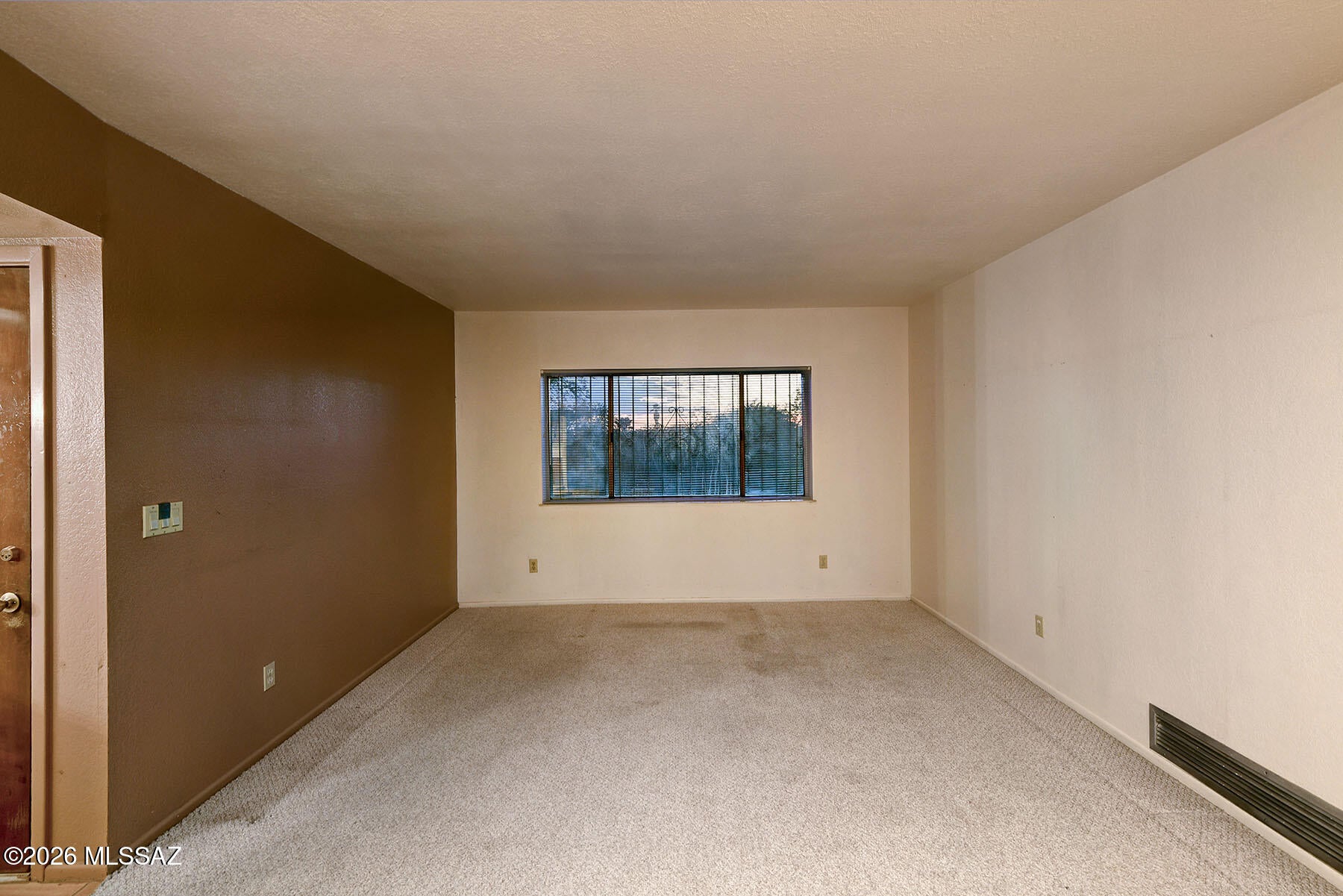 Tanque Verde Vista (1-26) - Residential